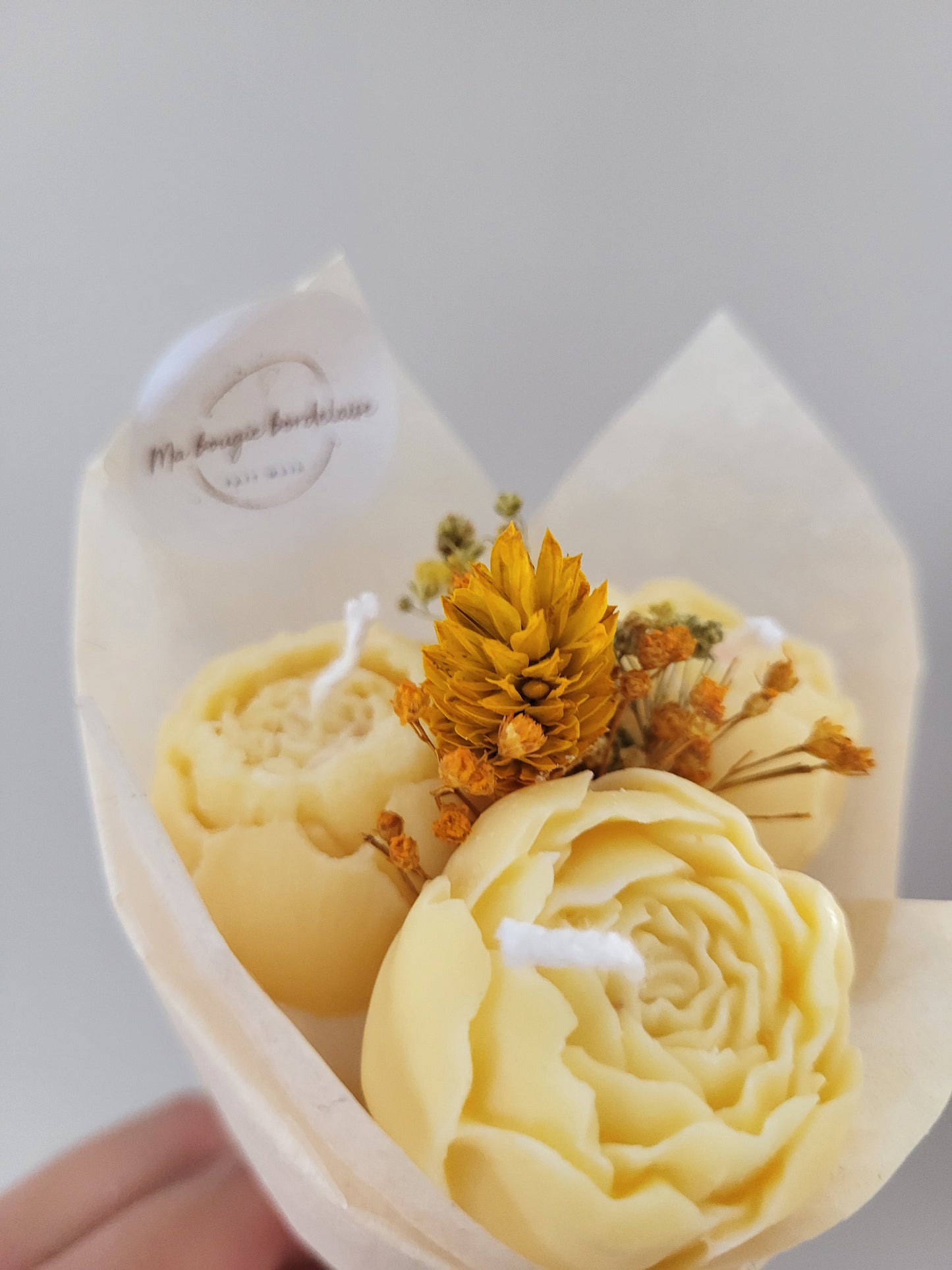 Bouquet de fleurs en bougies