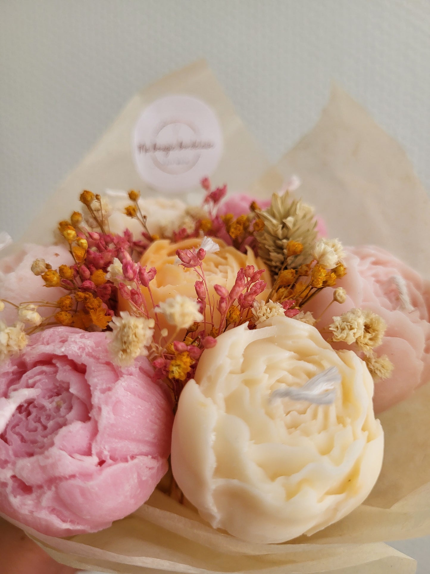 Bouquet en bougie 7 pivoines