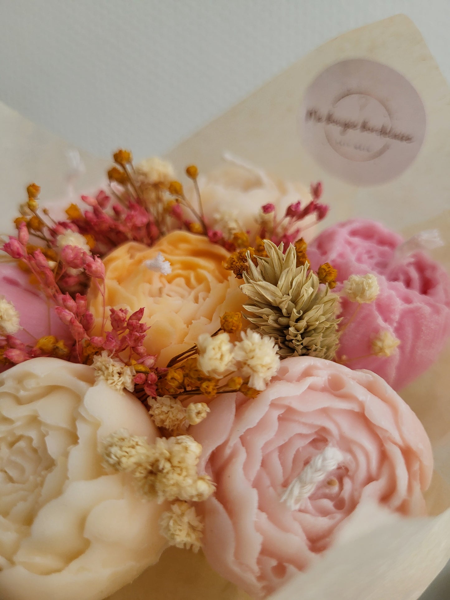 Bouquet en bougie 7 pivoines