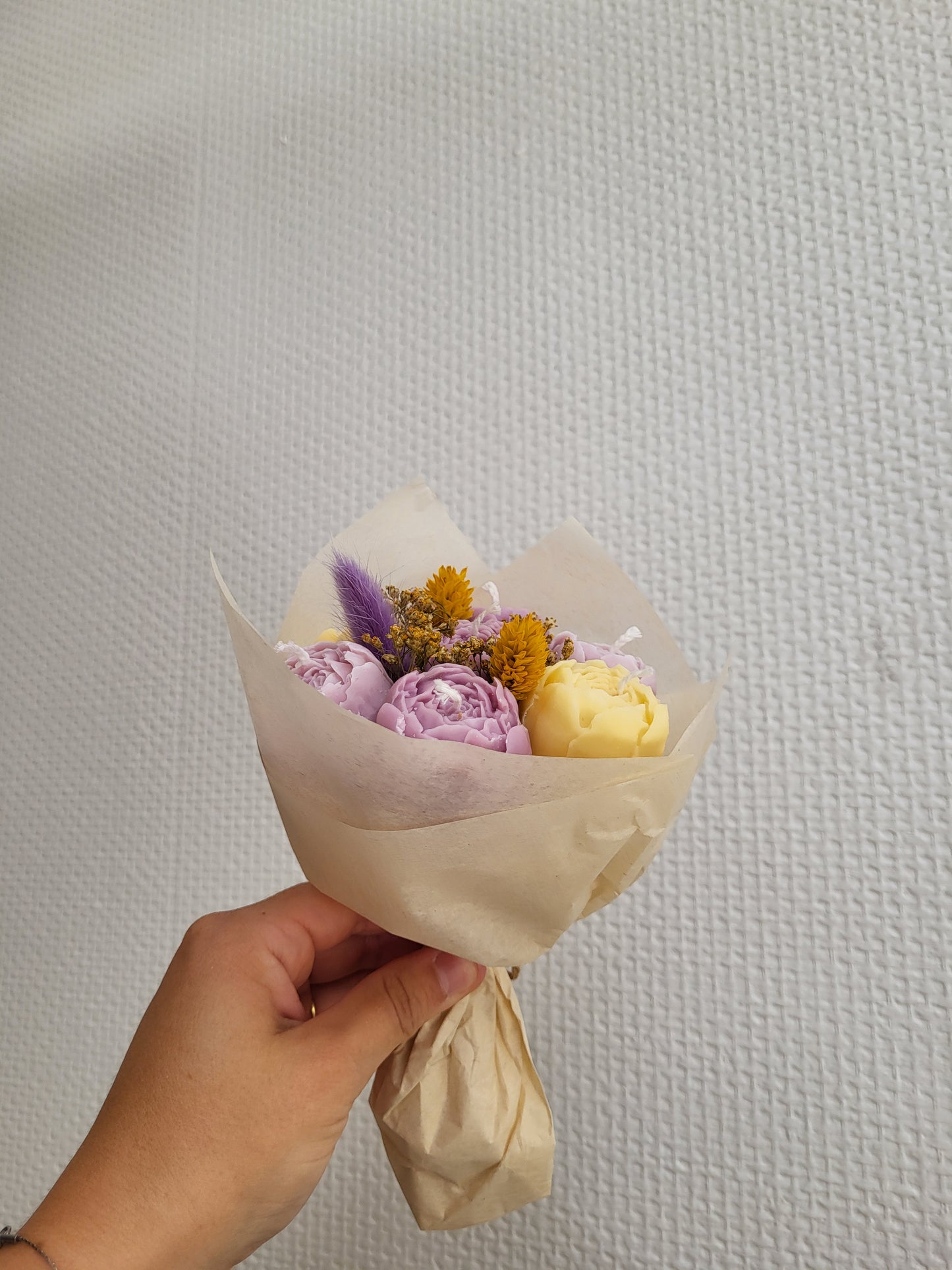 Bouquet en bougie pivoines