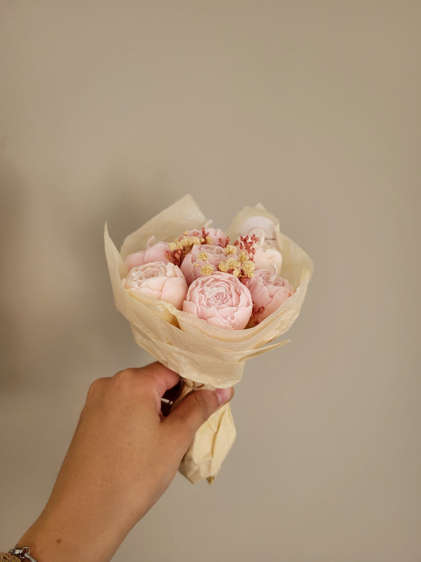 Bouquet en bougies pivoines