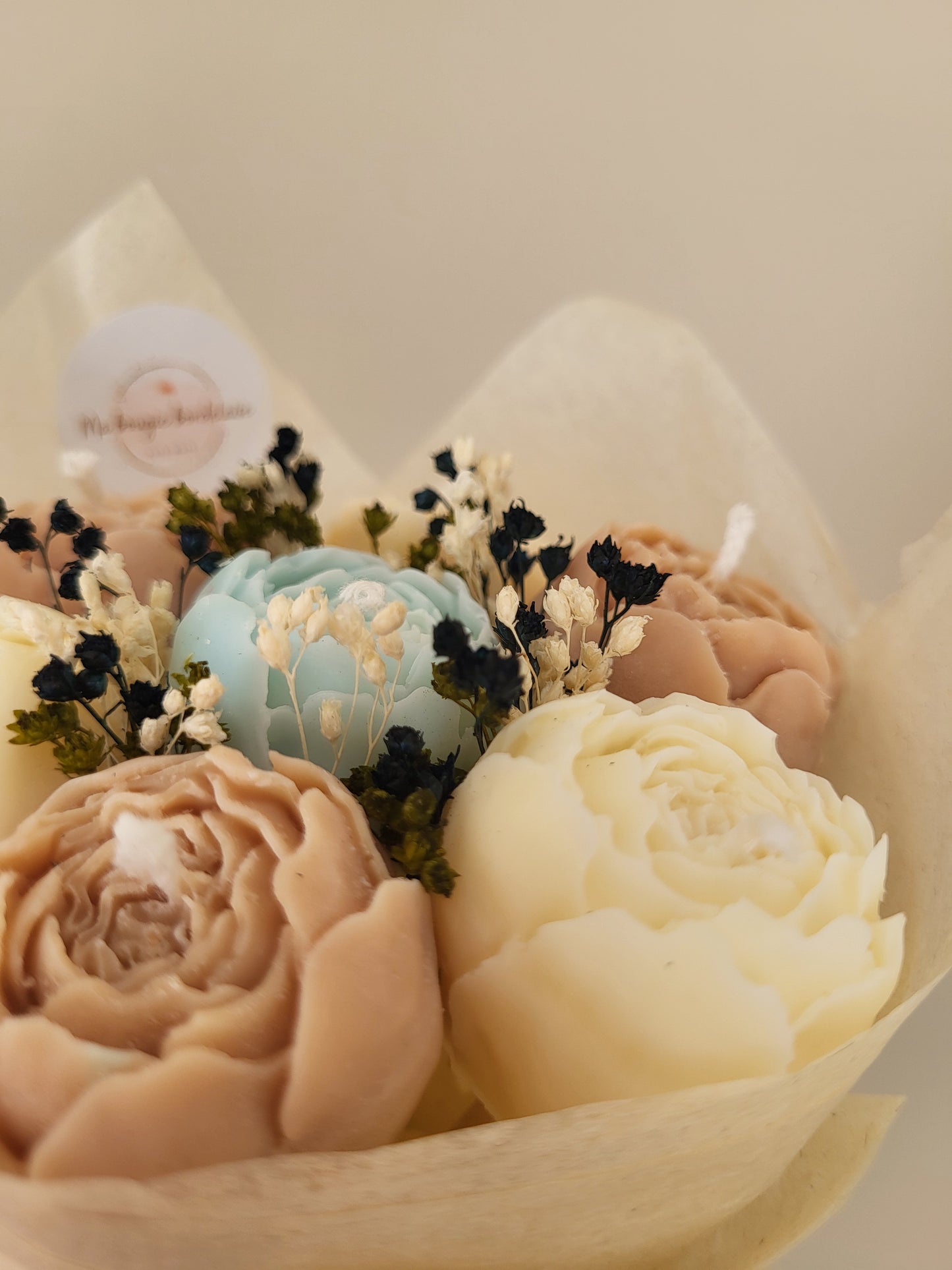 Bouquet de 7 pivoines en bougies - (marron-bleu-blanc)