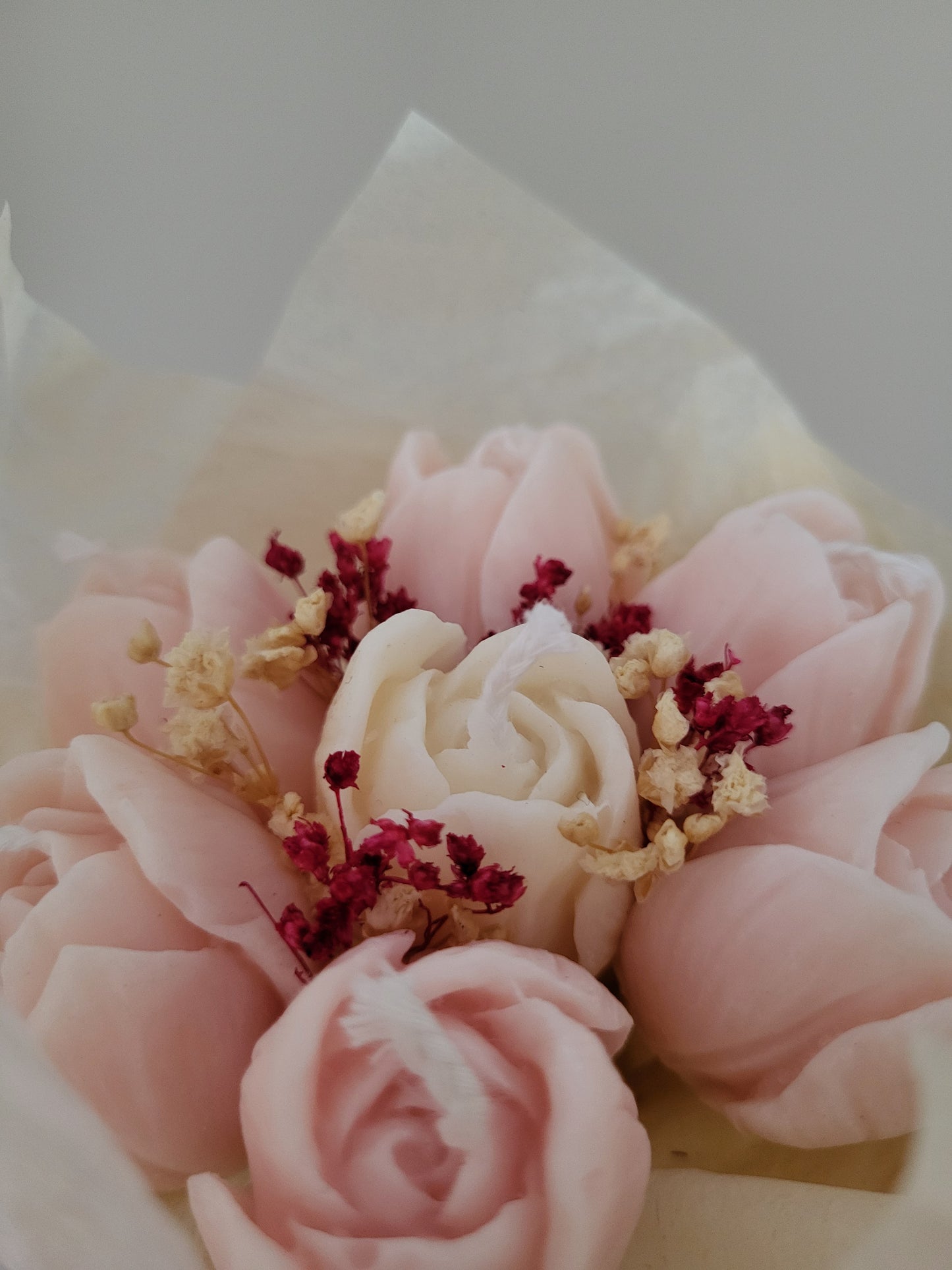 Bouquet de 7 tulipes en bougies - taille S (rose pâle-blanc)