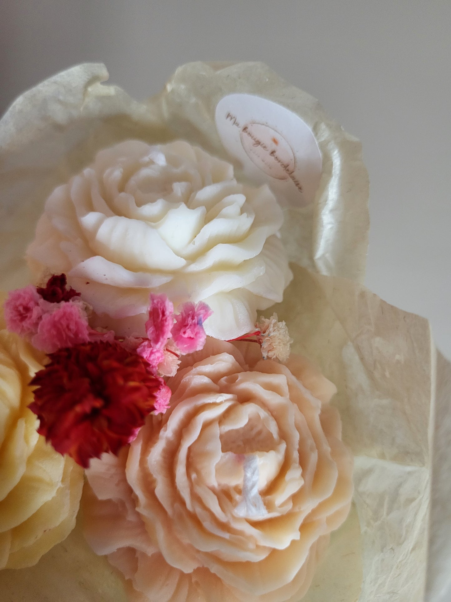 Bougie décorative - Bouquet de pivoines