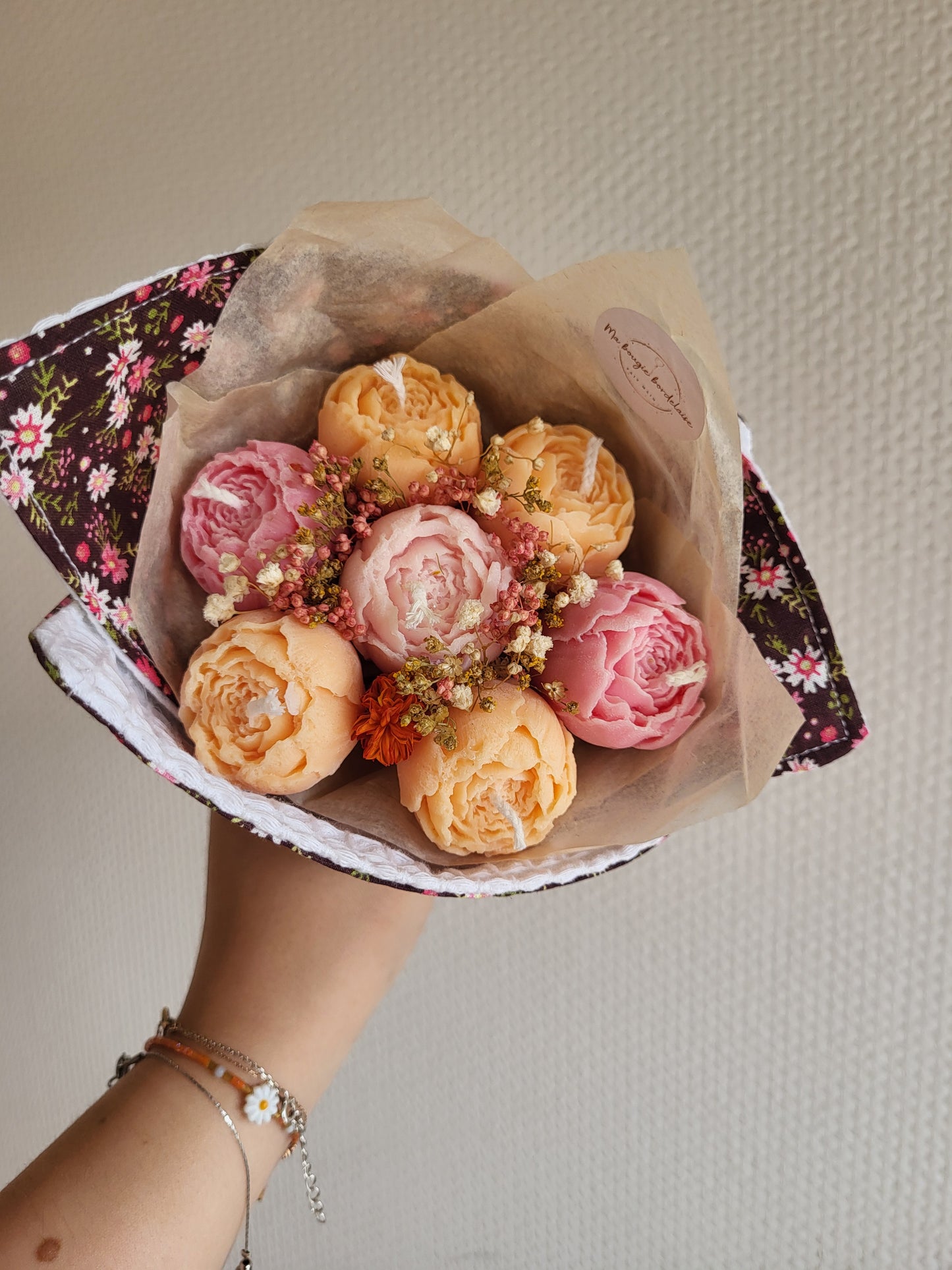 Bouquet 7 fleurs en bougies et torchon