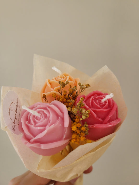 Bouquet de 3 roses en bougies