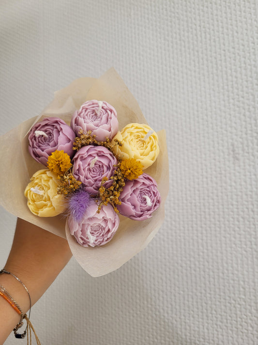 Bouquet en bougie pivoines