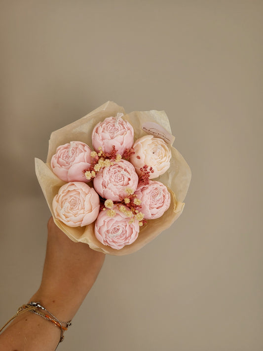 Bouquet en bougies pivoines
