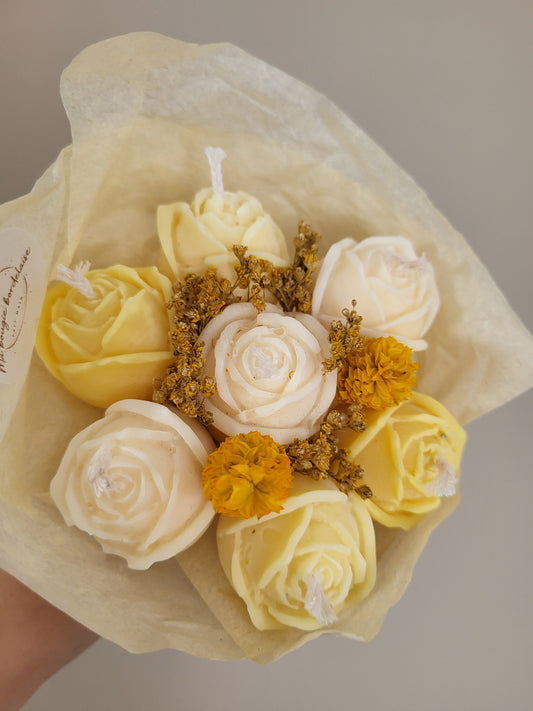 Bouquet 7 roses en bougies