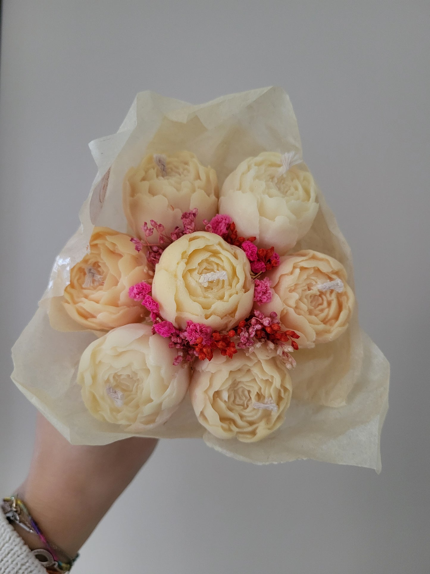 Bougie décorative - Bouquet de pivoines