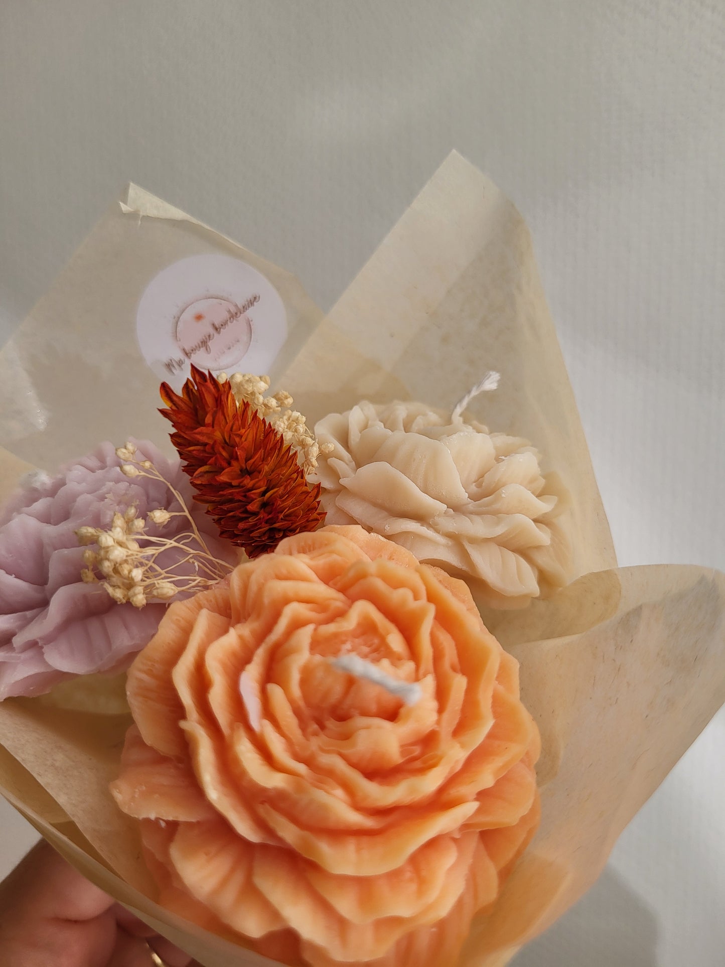 Bougie décorative - Bouquet de pivoines