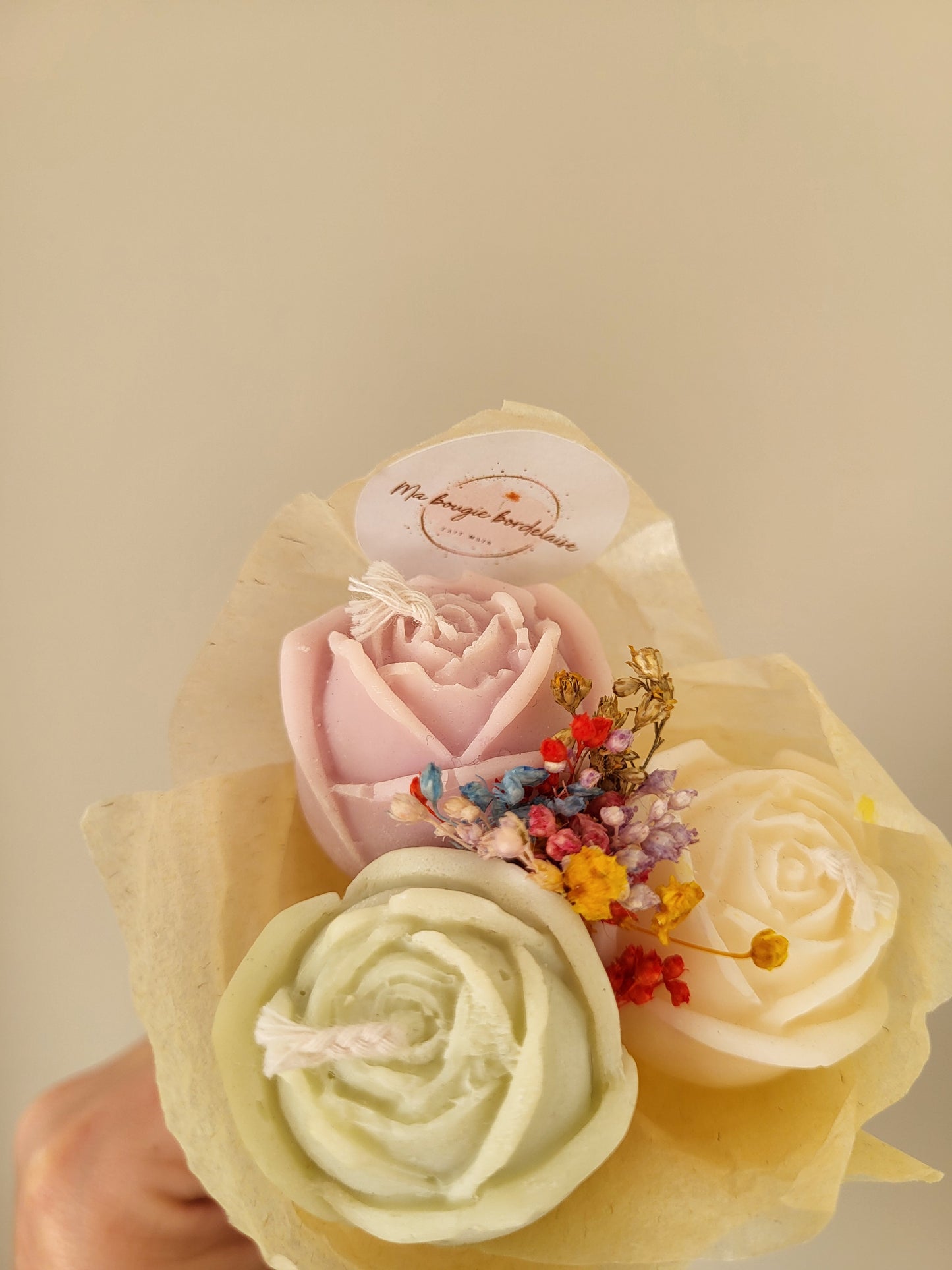 Bouquet de 3 roses en bougies - taille S (pastel)