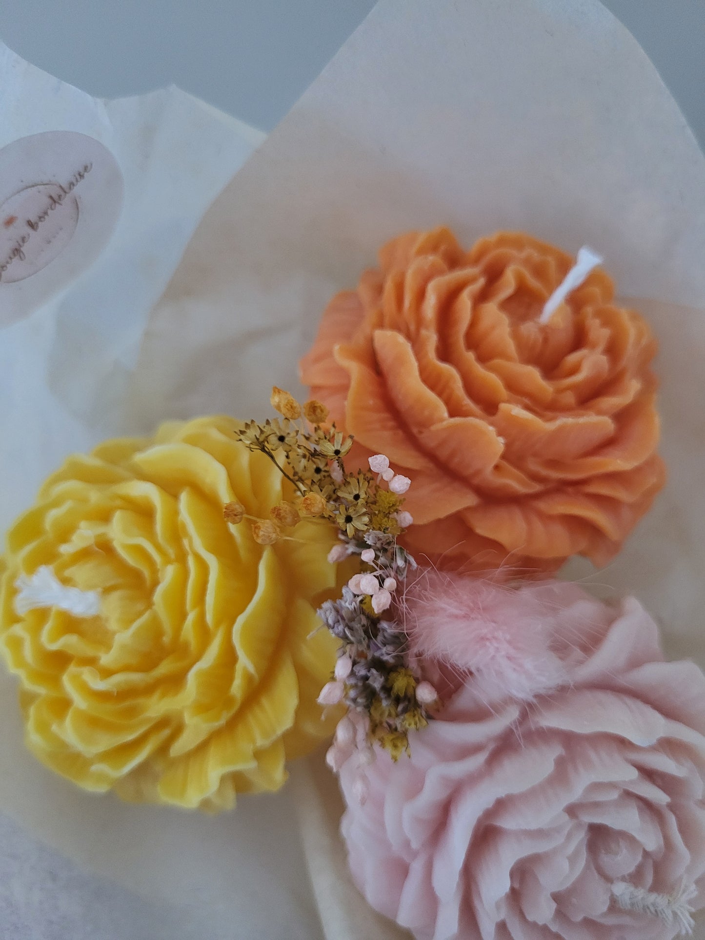 Bouquet de 3 pivoines ouvertes en bougies - taille M (orange-rose-jaune)