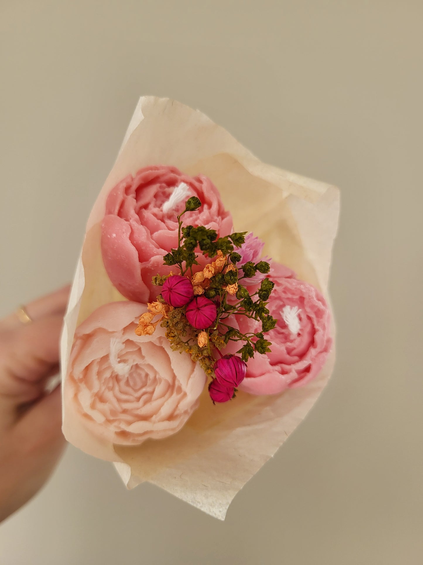 Bougie décorative - Bouquet de pivoines jour 7