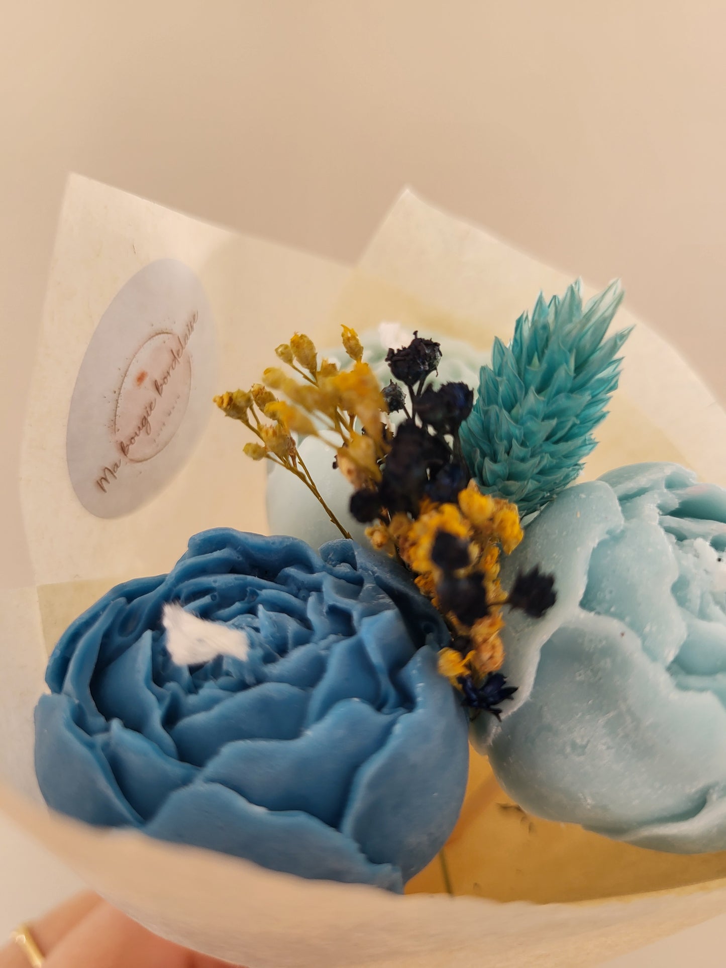 Bouquet de 3 pivoines en bougies - taille S (nuances de bleu)