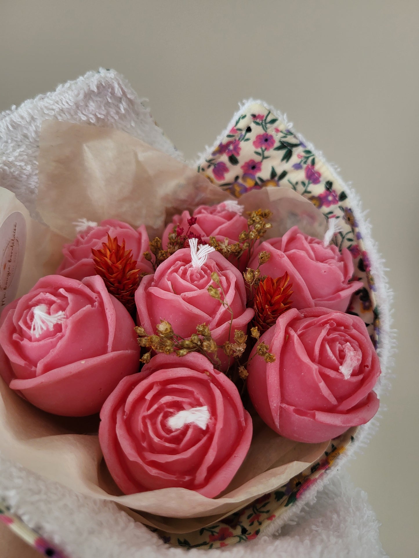 Bouquet de roses rouges & torchon en coton fait main (coffret cadeau)