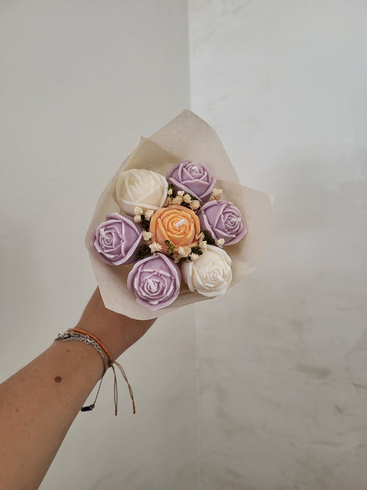 Bouquet 7 roses en bougies