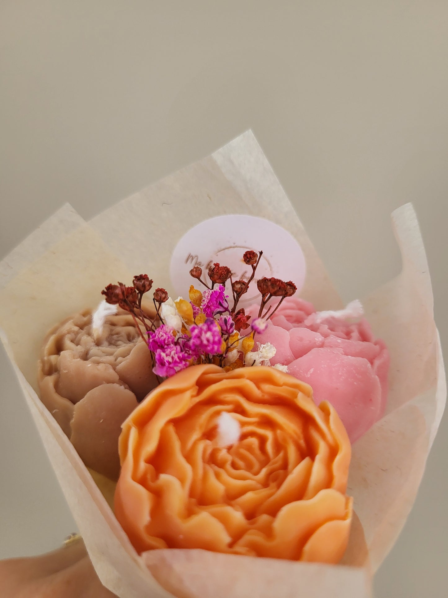 Bouquet de 3 pivoines en bougies - taille S (rose-orange-marron)