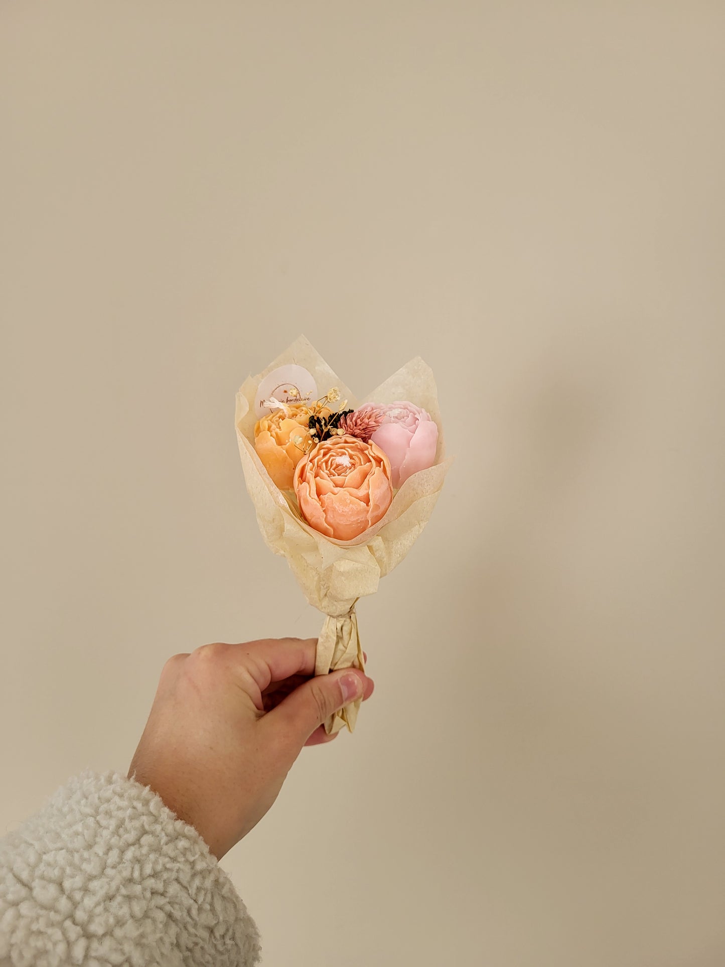 Bouquet de pivoines en bougie artisanale