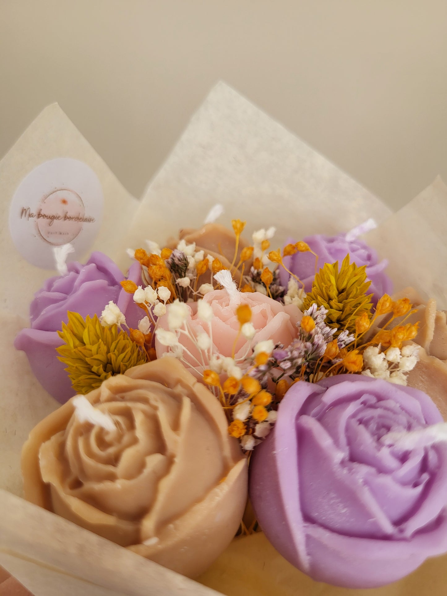 Bouquet de 7 roses en bougies - taille S (rose-violet-marron)