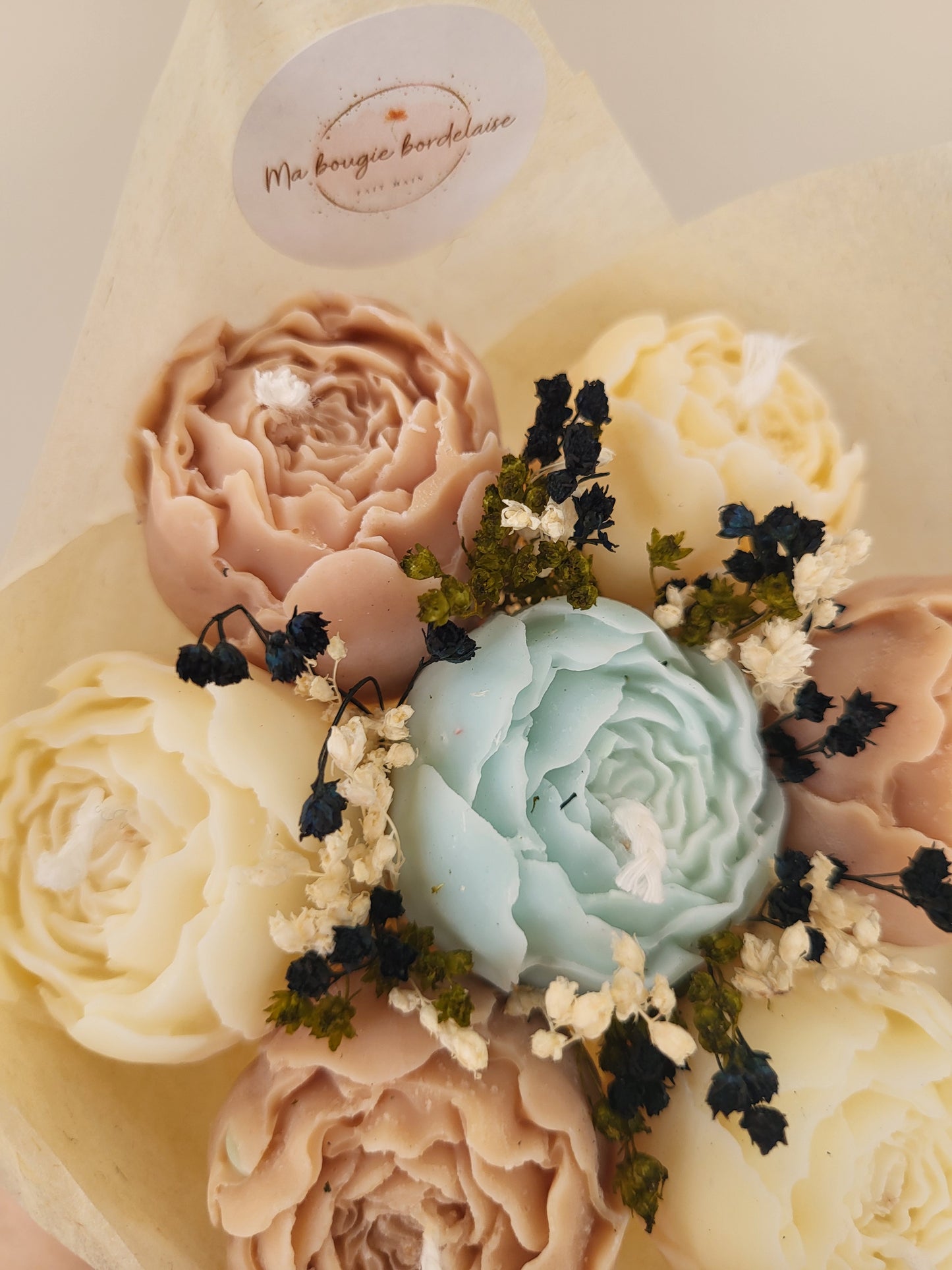 Bouquet de 7 pivoines en bougies - (marron-bleu-blanc)