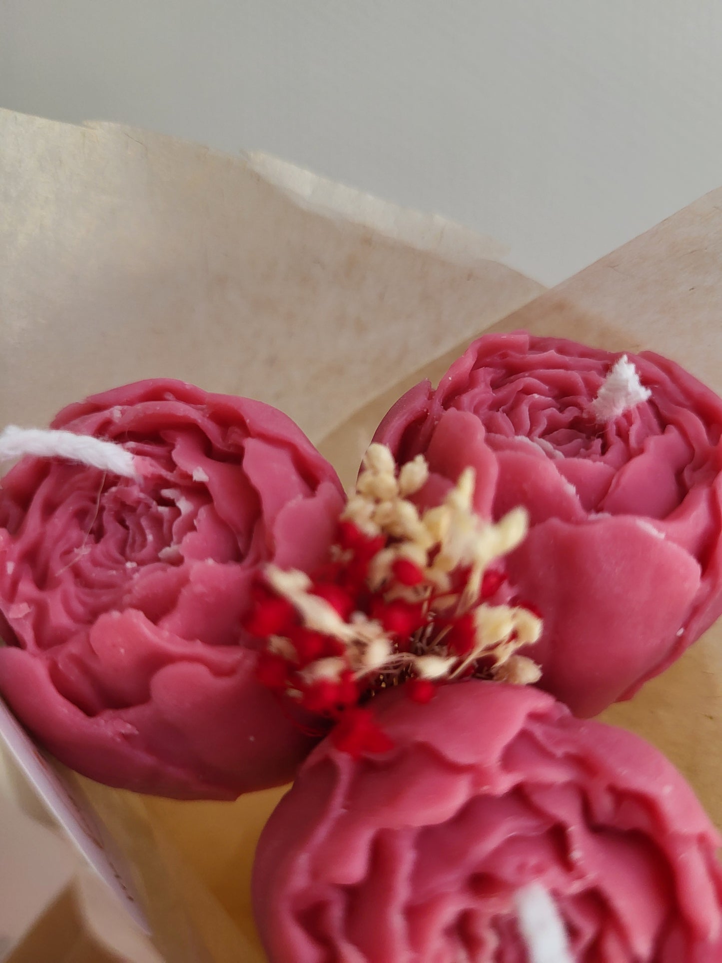 Bougie décorative - Bouquet de pivoines