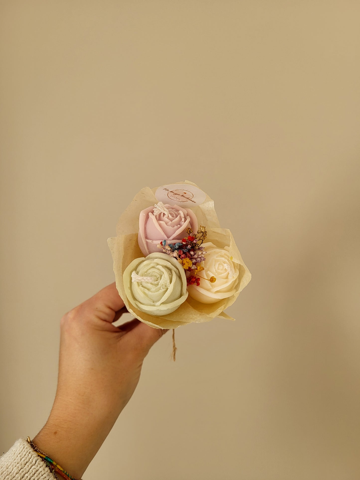 Bouquet de 3 roses en bougies - taille S (pastel)