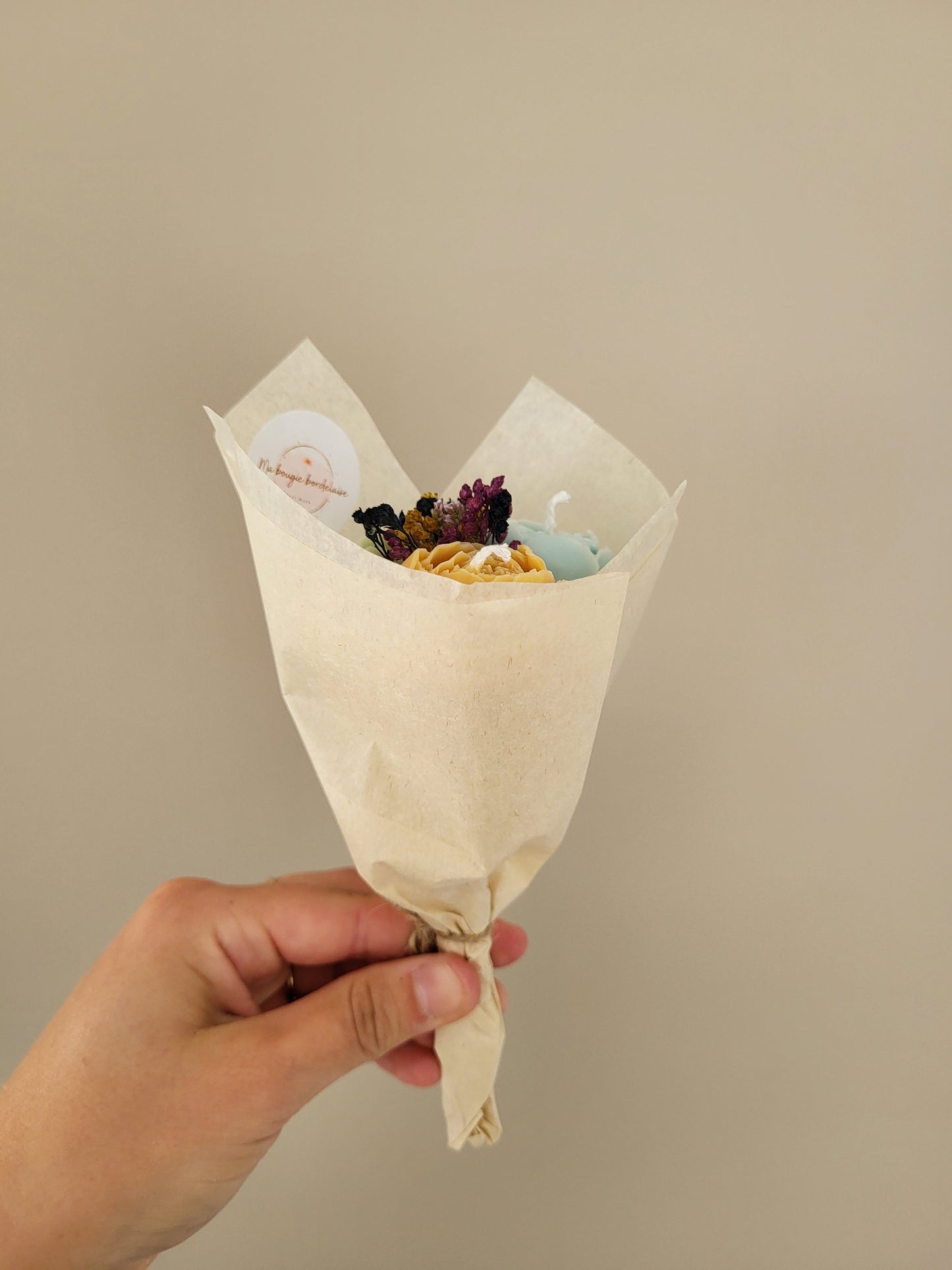Bouquet de 3 pivoines en bougies - taille S (vert-bleu-jaune)