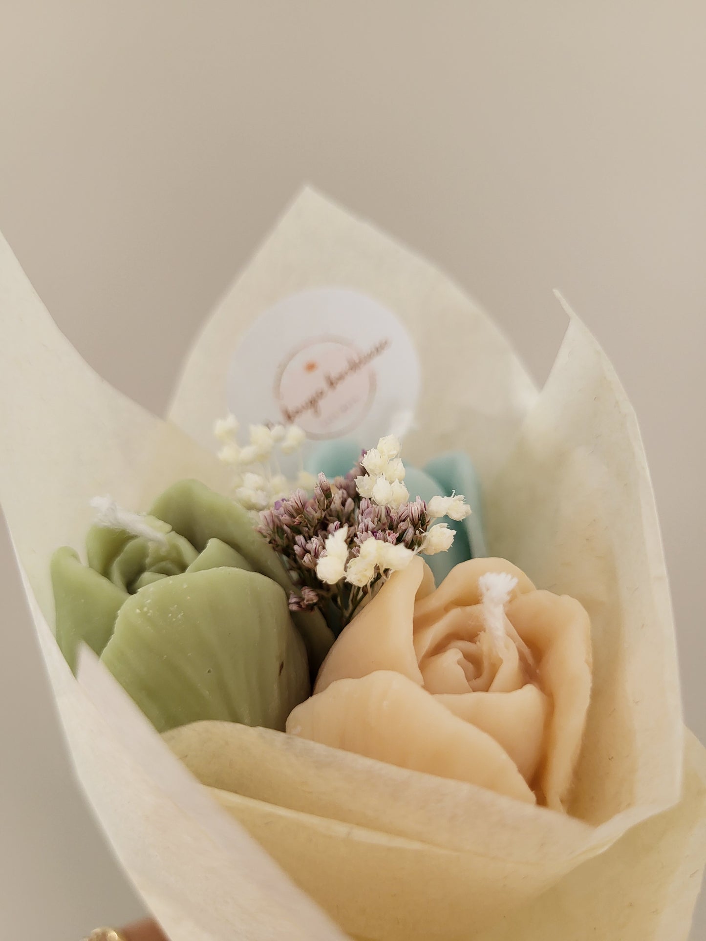 Bouquet de 3 tulipes en bougies - taille S (vert-bleu-beige)