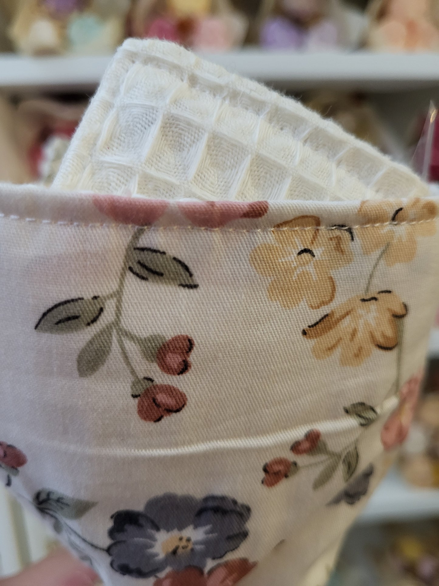Bouquet de 3 roses & torchon en coton fait main