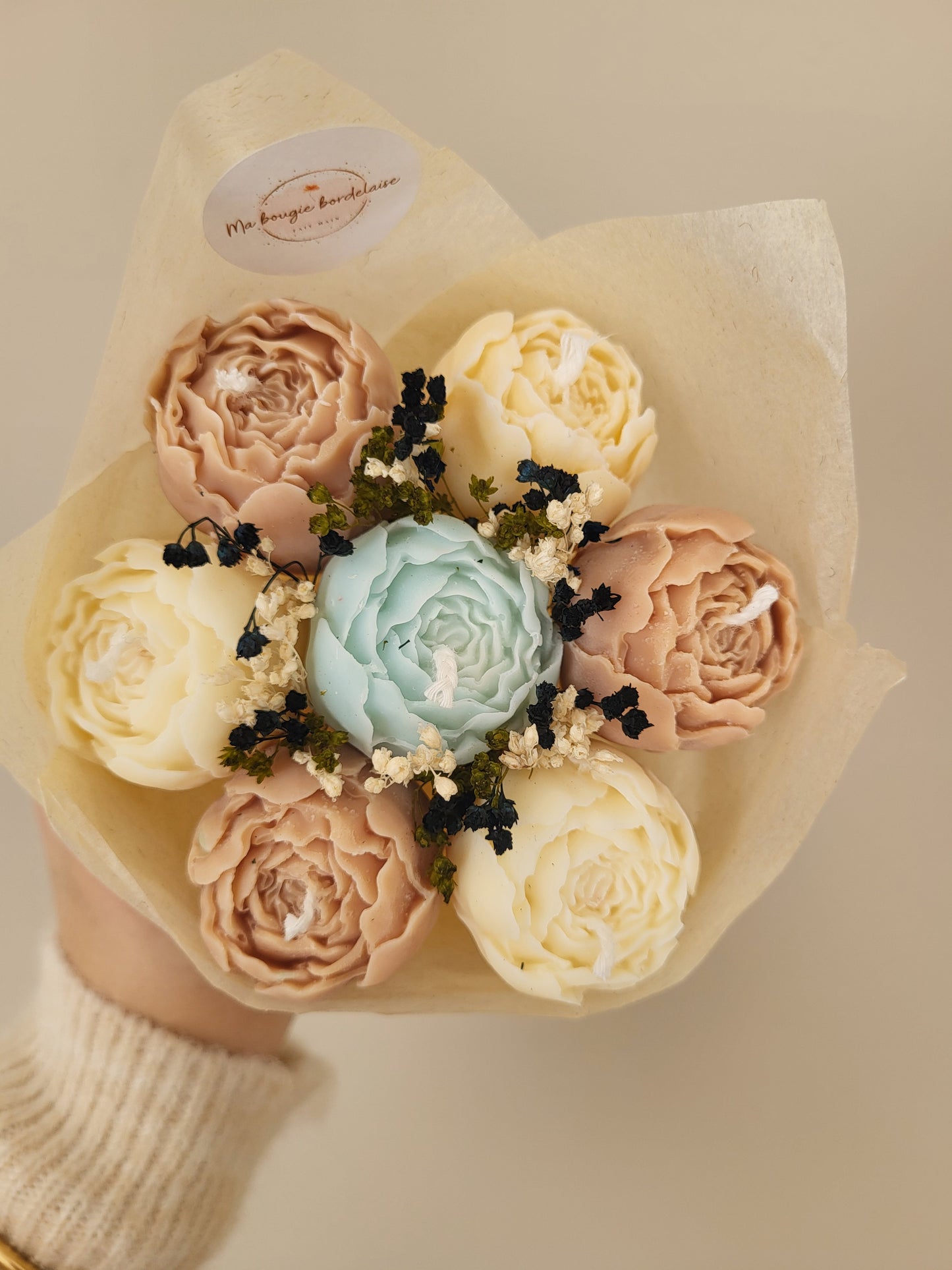 Bouquet de 7 pivoines en bougies - (marron-bleu-blanc)