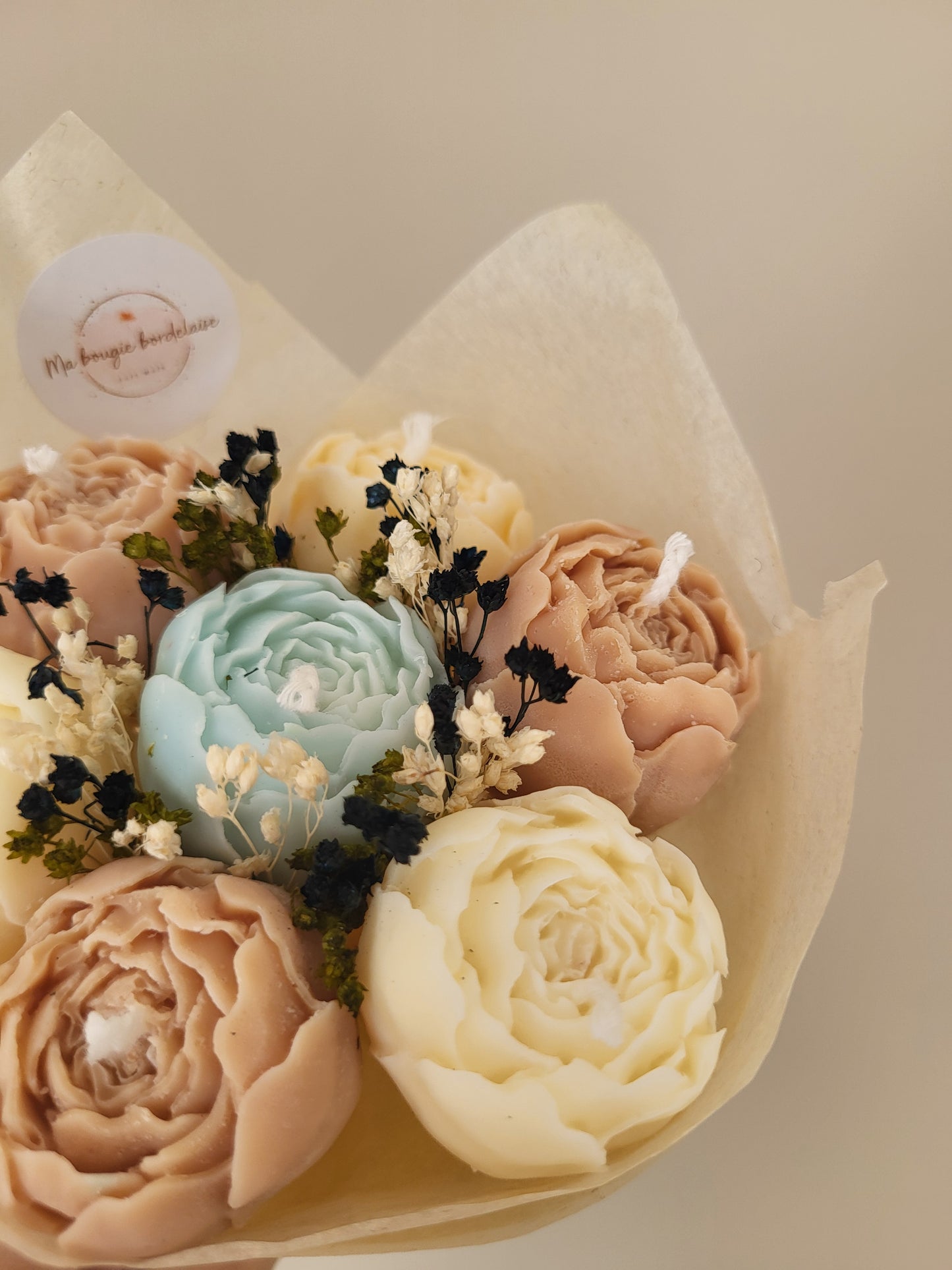 Bouquet de 7 pivoines en bougies - (marron-bleu-blanc)