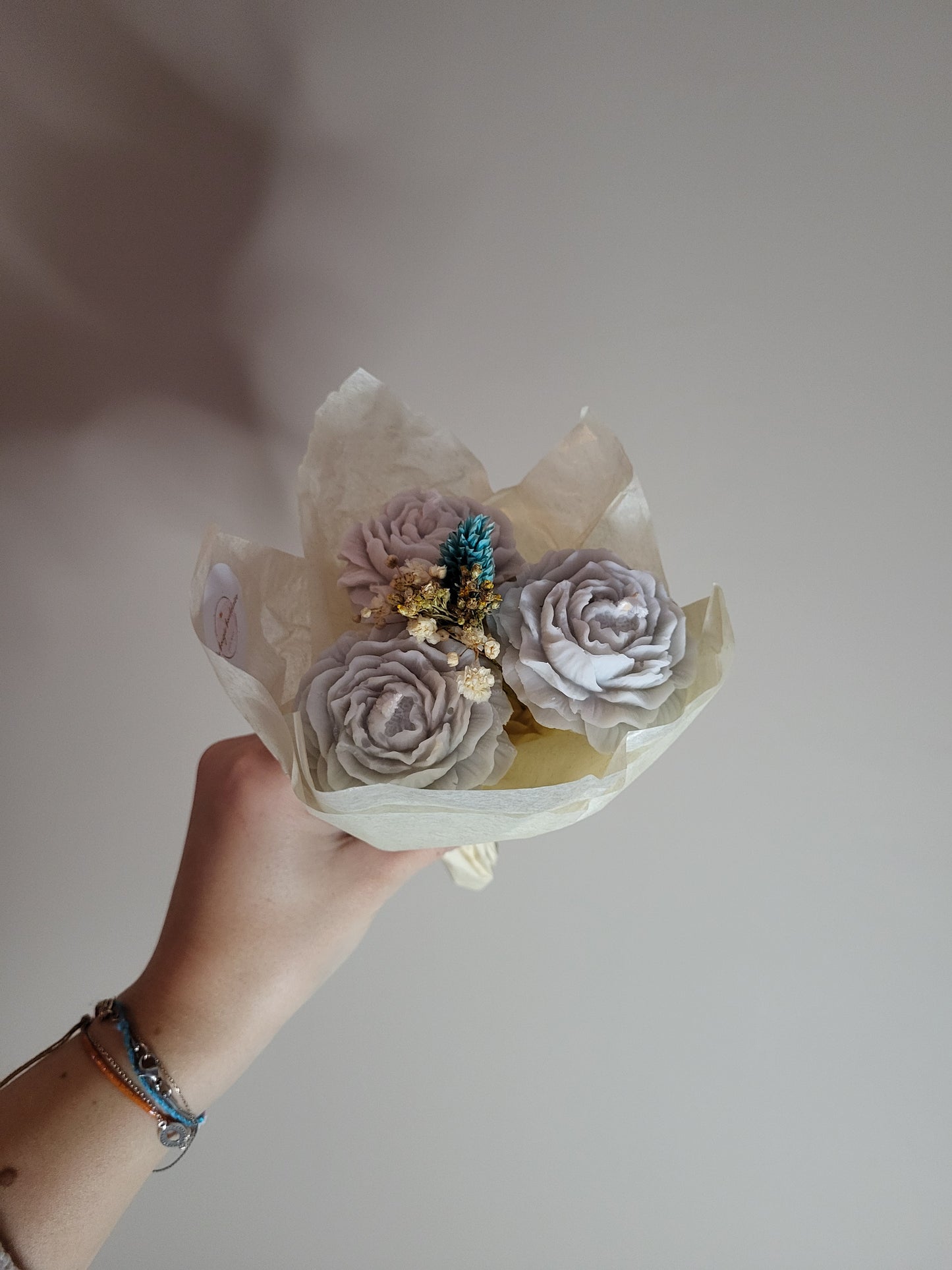 Bougie décorative - Bouquet de pivoines