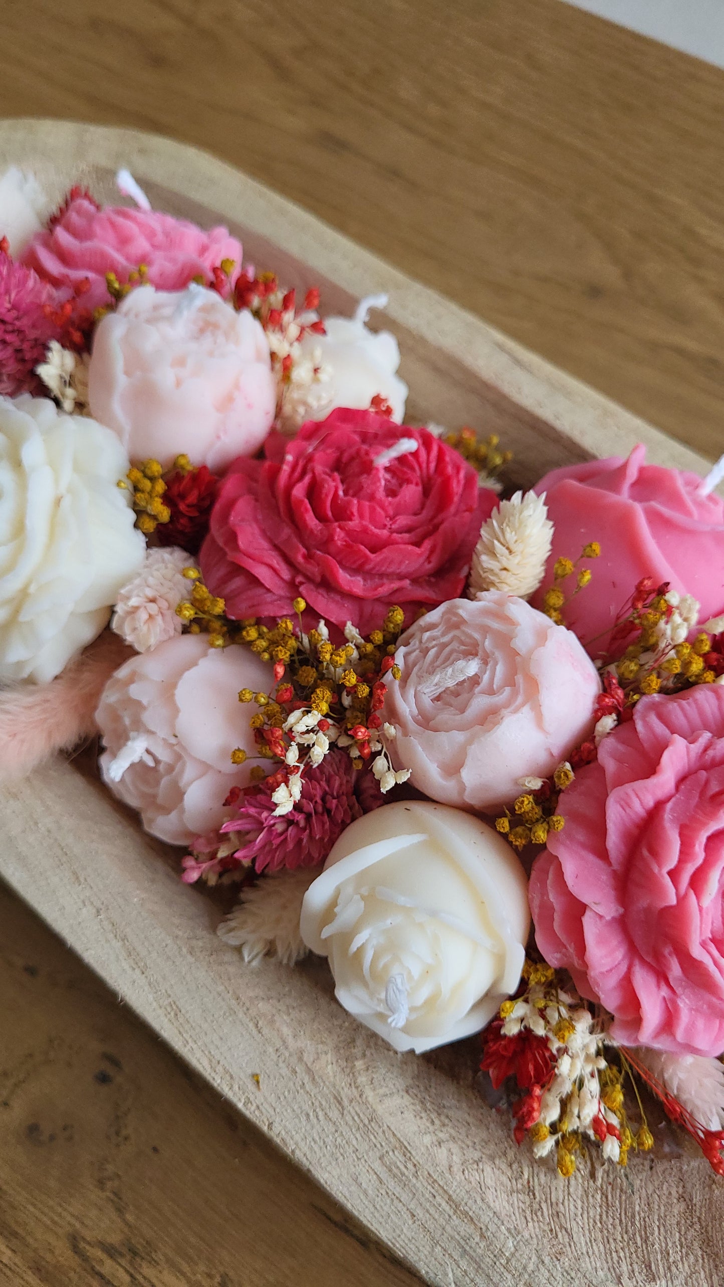 Centre de table fleuri en bougies – Création artisanale en fleurs séchées