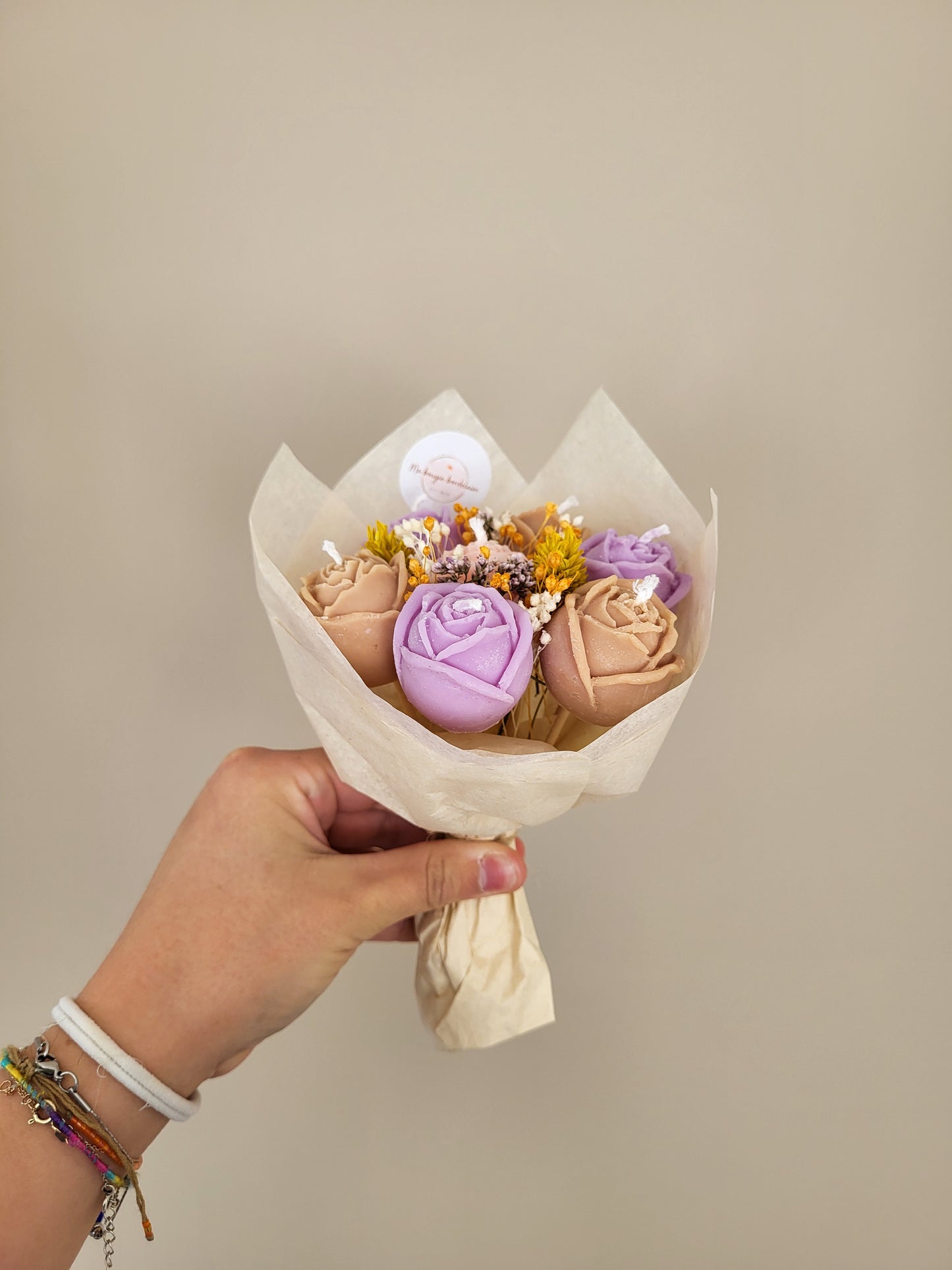 Bouquet de 7 roses en bougies - taille S (rose-violet-marron)