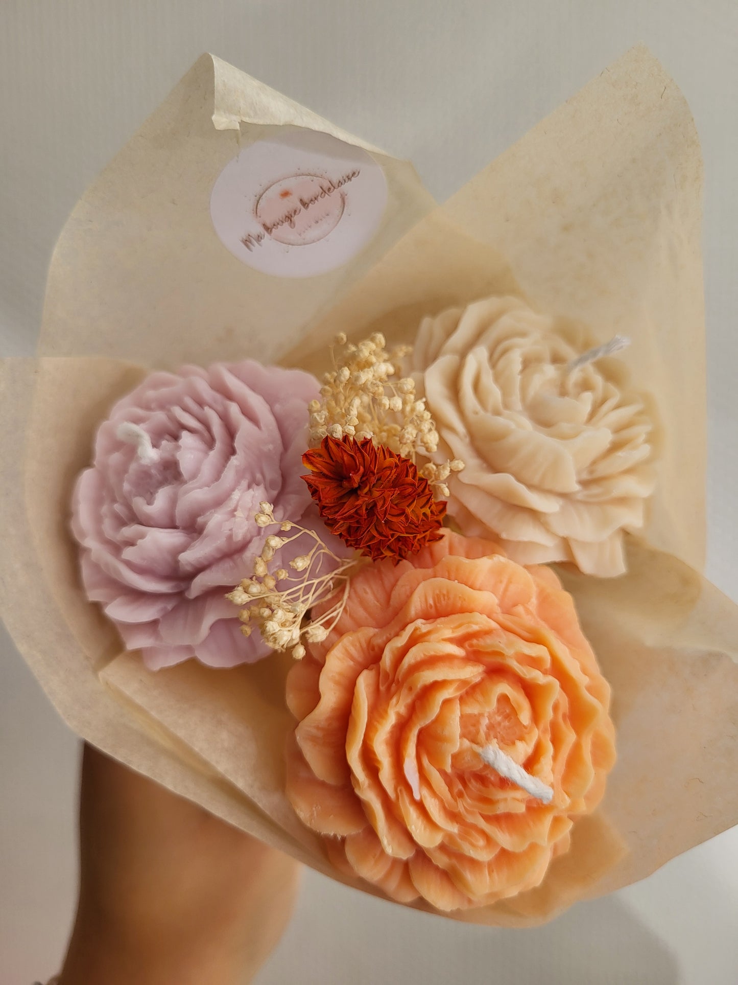 Bougie décorative - Bouquet de pivoines