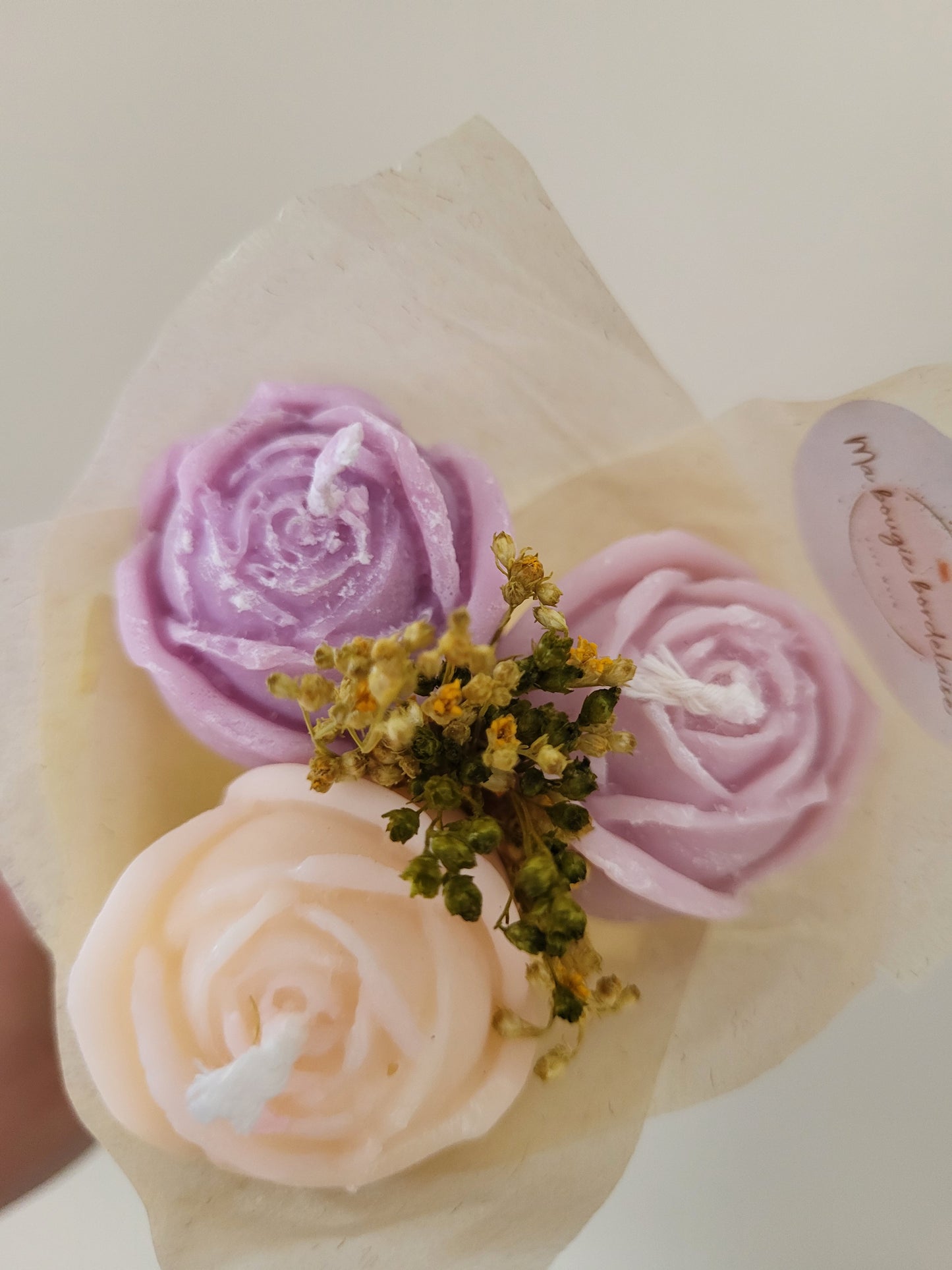 Bouquet de roses en bougies artisanales