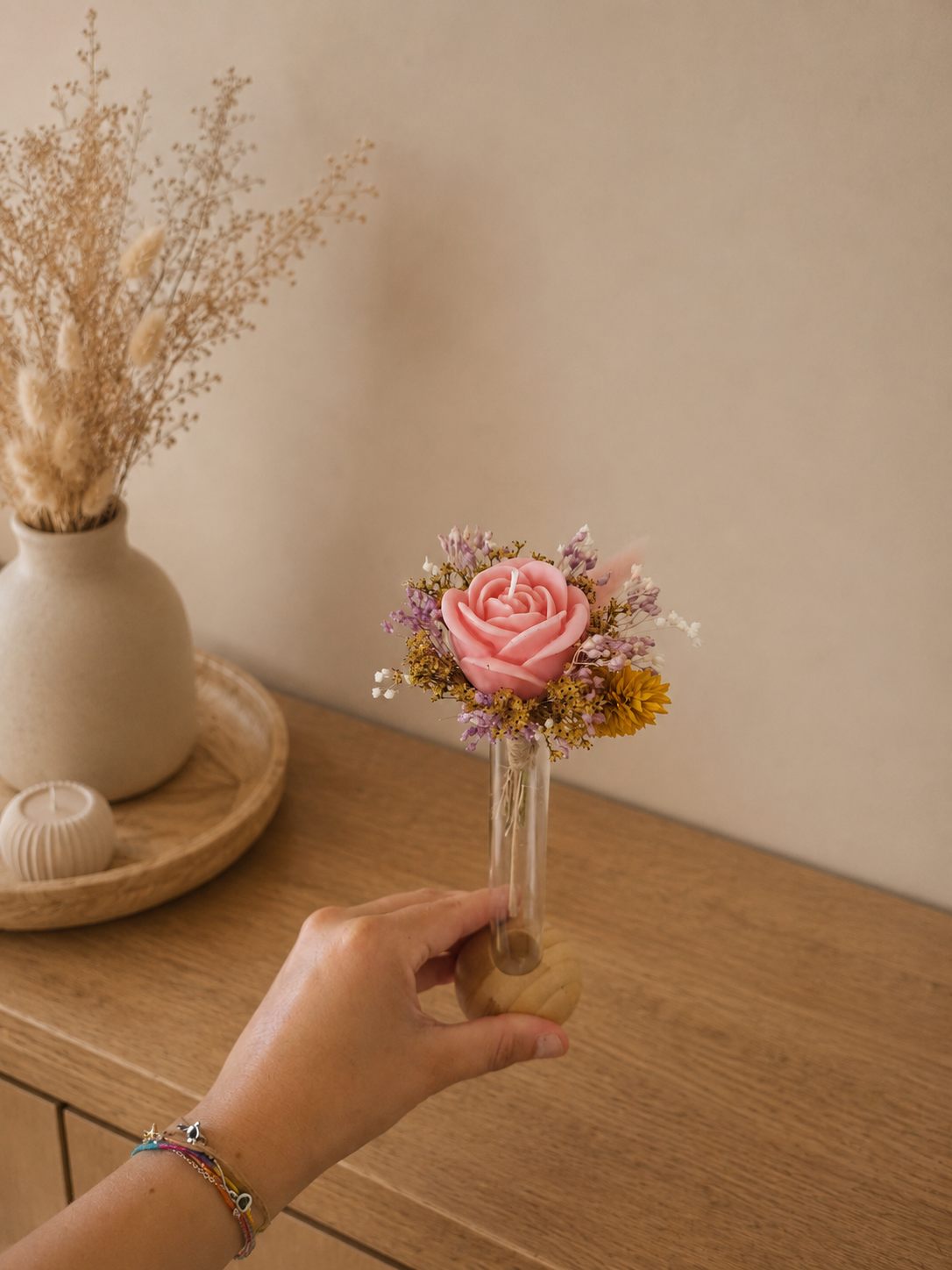 Petit bouquet de 1 rose en bougie (taille S) & soliflore