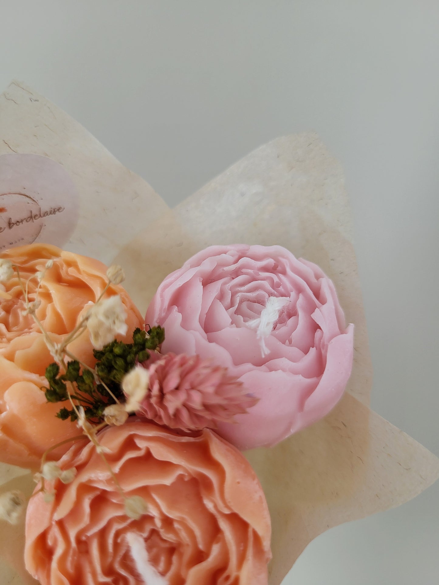 Bouquet de pivoines en bougie artisanale