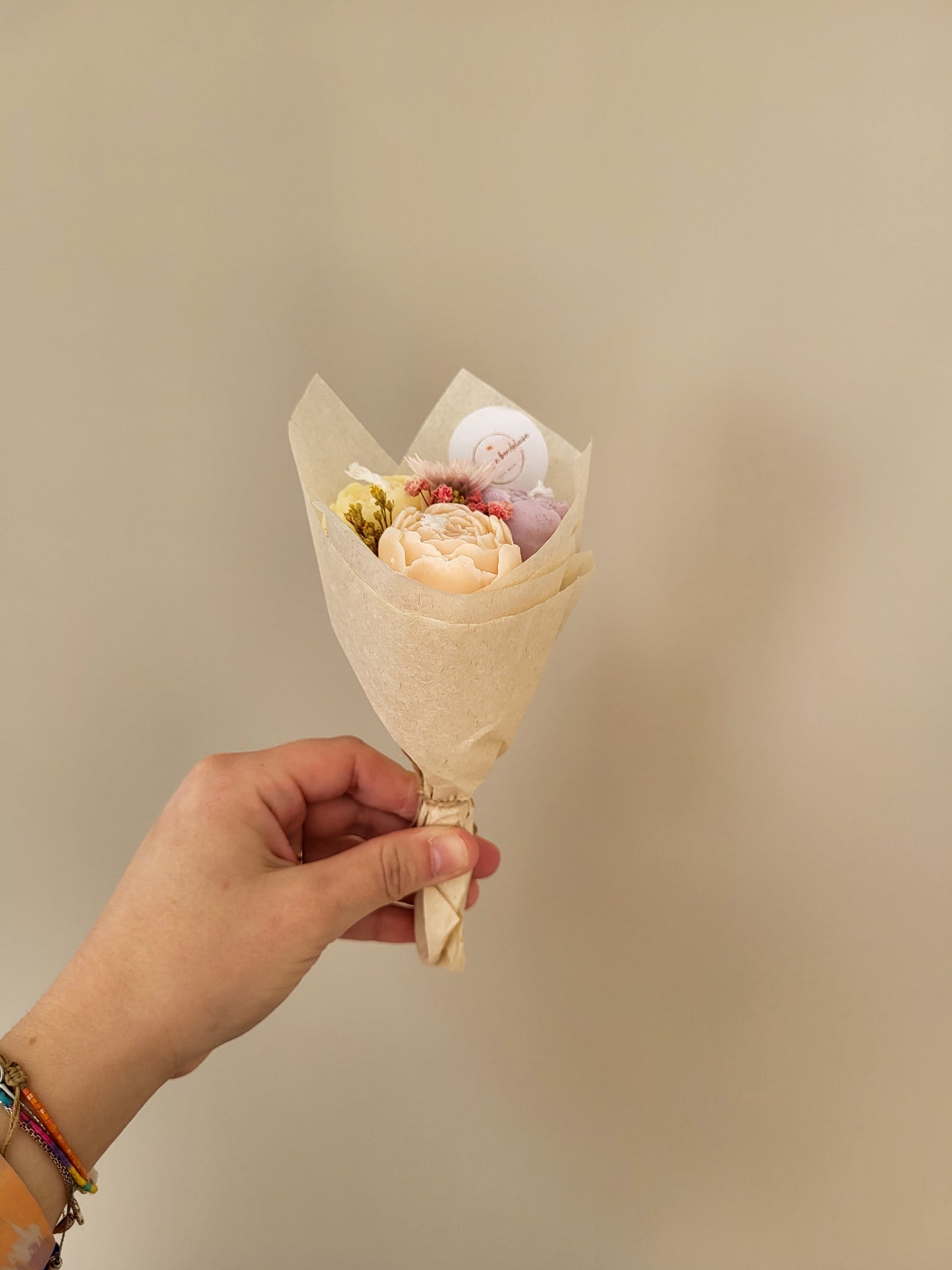 Bouquet de 3 pivoines en bougies - taille S (couleur pastel)