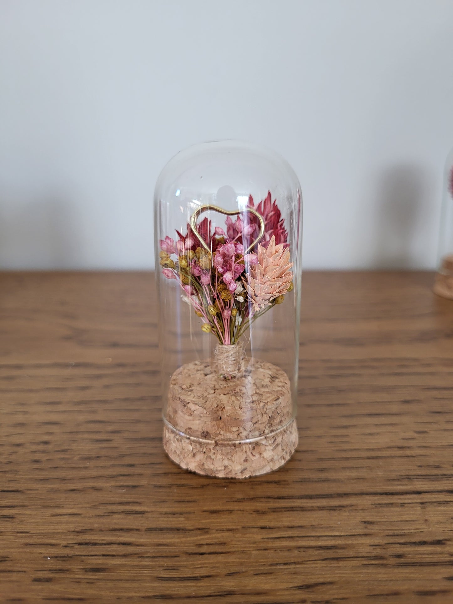 Cloche de fleurs séchées – Création artisanale Saint-Valentin