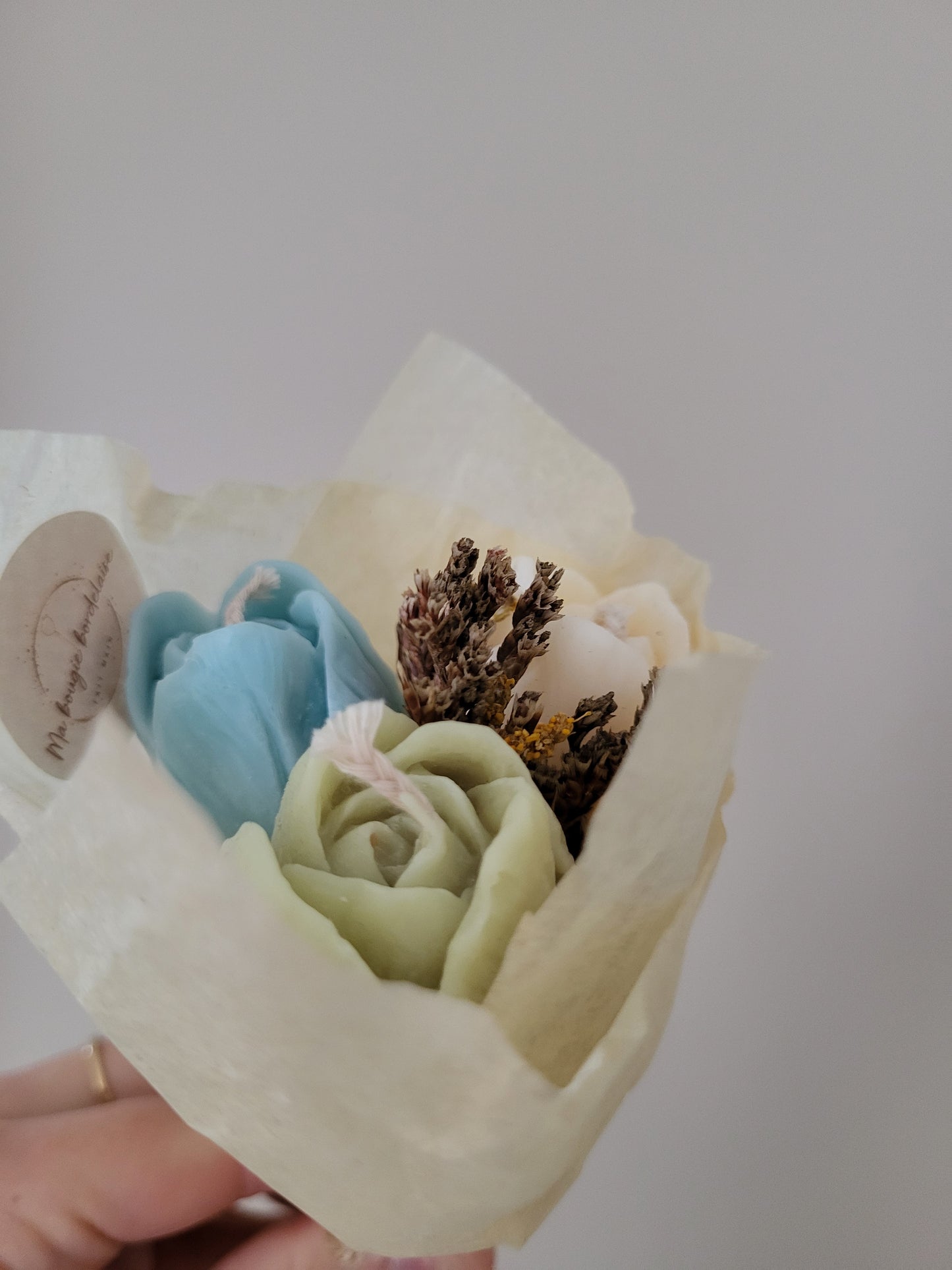 Bouquet de 3 tulipes en bougies - taille S (vert-bleu-blanc)