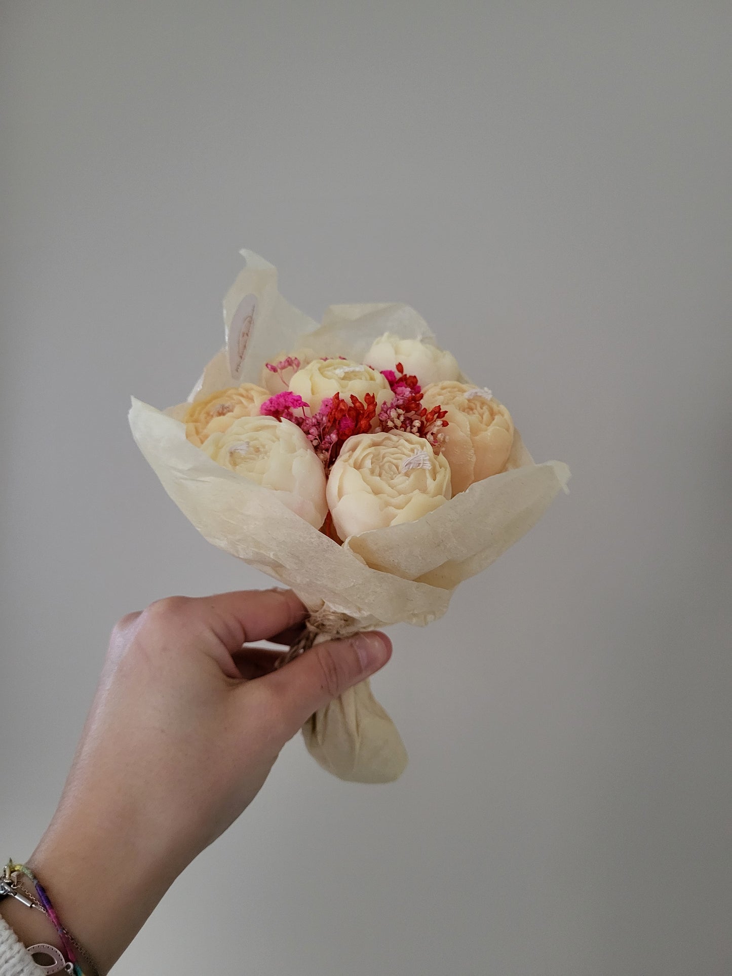 Bougie décorative - Bouquet de pivoines