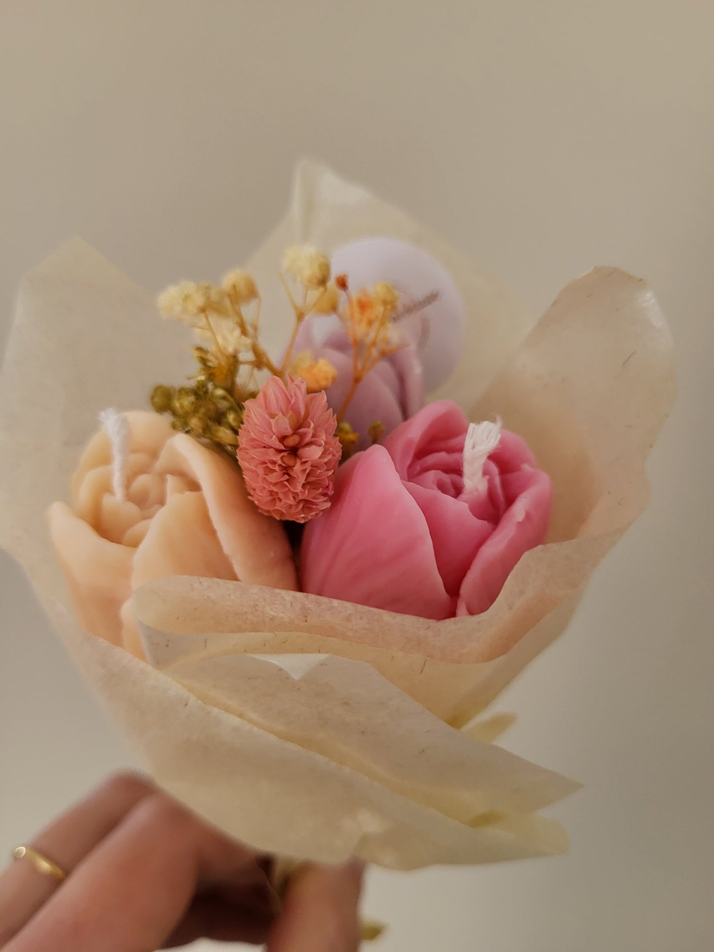 Bouquet de 3 tulipes en bougies - taille S (rose-violet-saumon)
