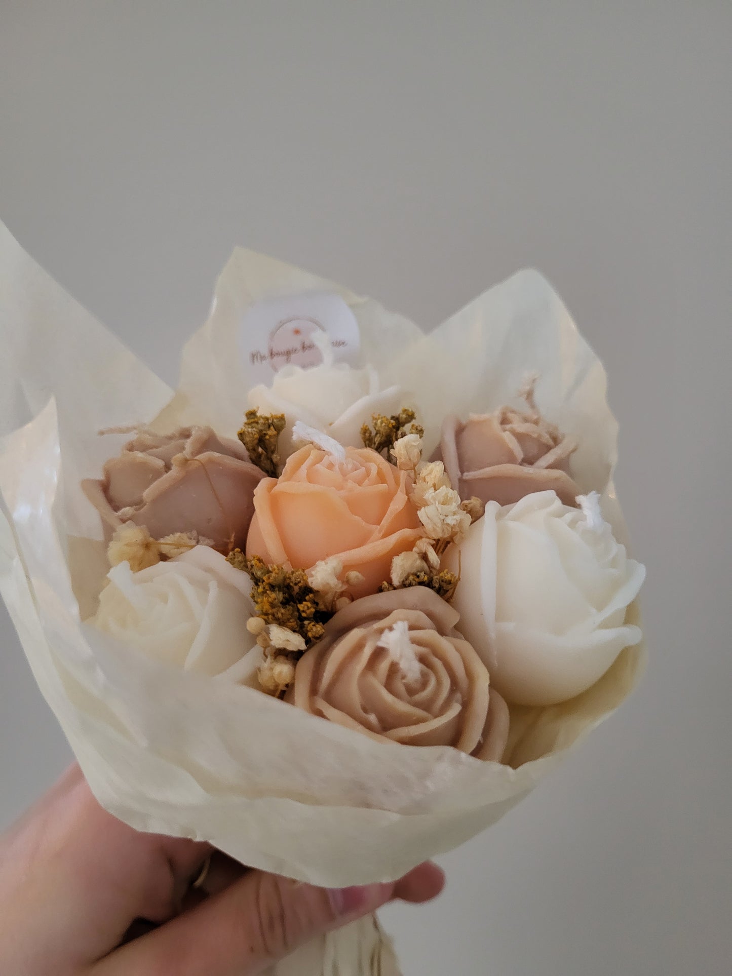 Bouquet de 7 roses en bougies - taille S (marron-orange-blanc)