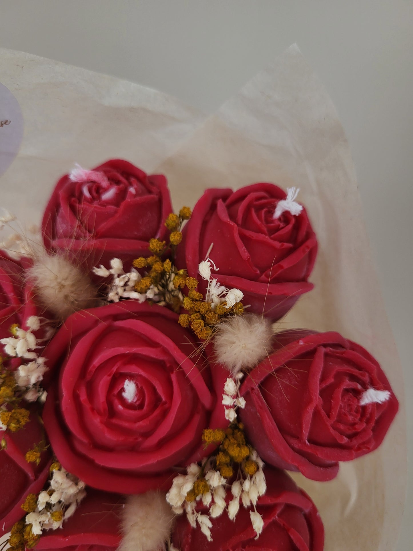 Bouquet de Roses Rouges en Bougies – Collection Saint-Valentin