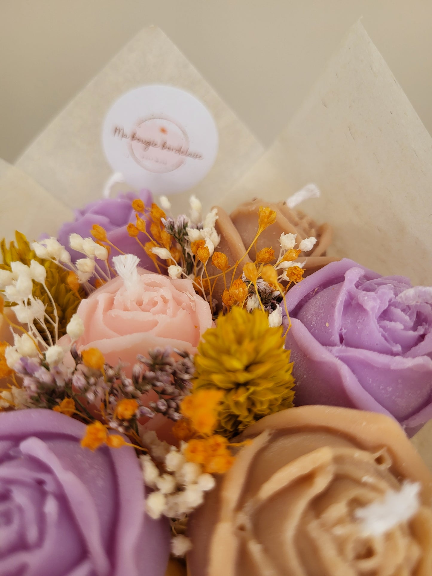 Bouquet de 7 roses en bougies - taille S (rose-violet-marron)