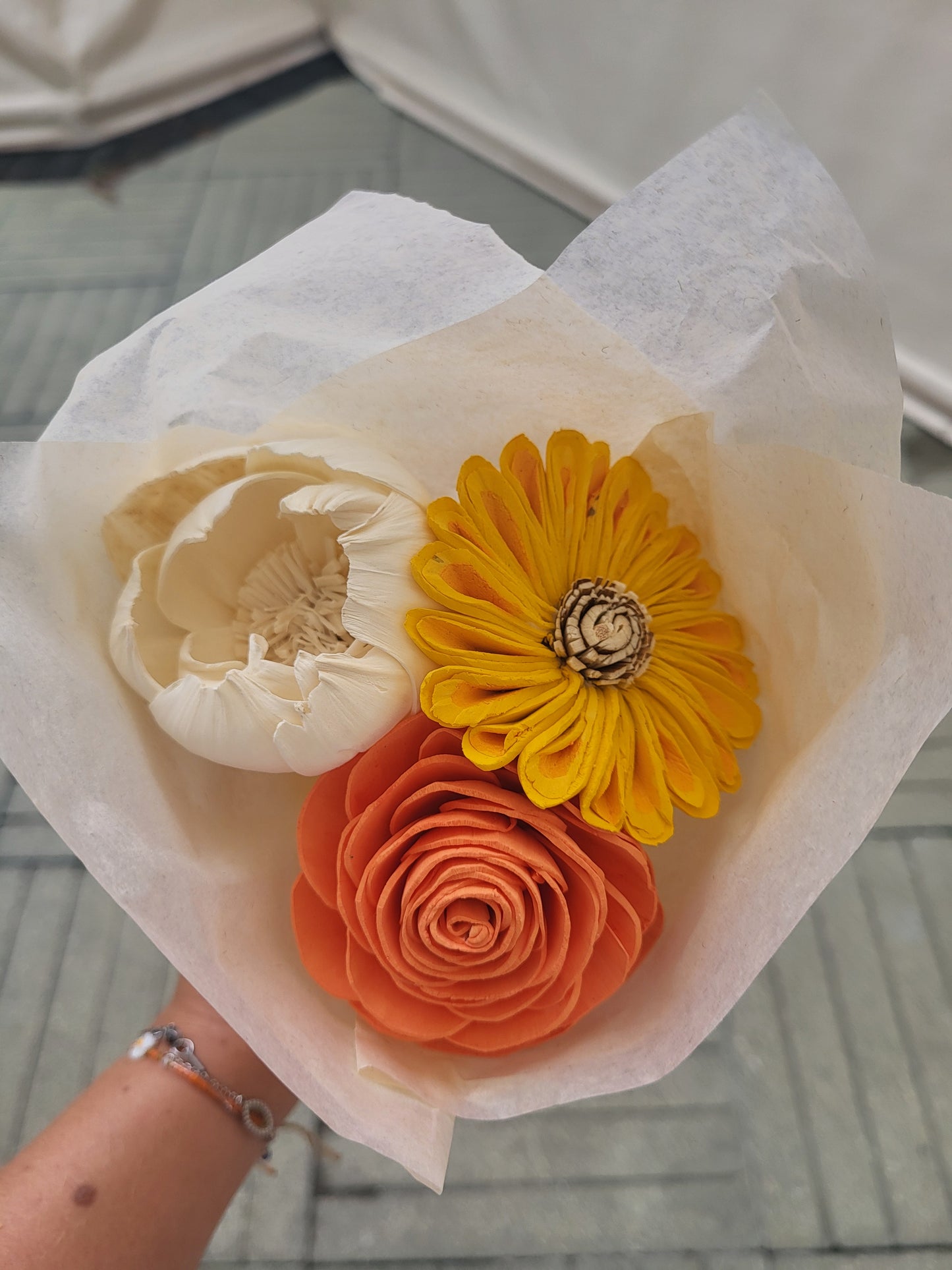 Diffuseur d'ambiance & bouquet 3 fleurs en bois - Voile d'Oranger