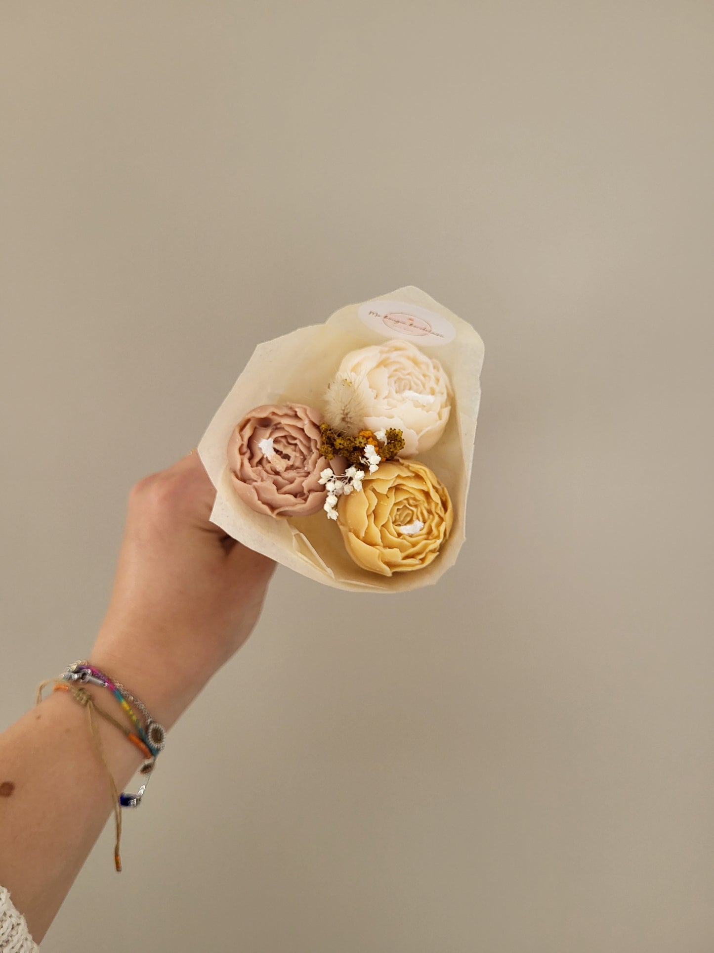 Bouquet de 3 pivoines en bougies - taille S (marron-bronze-blanc)