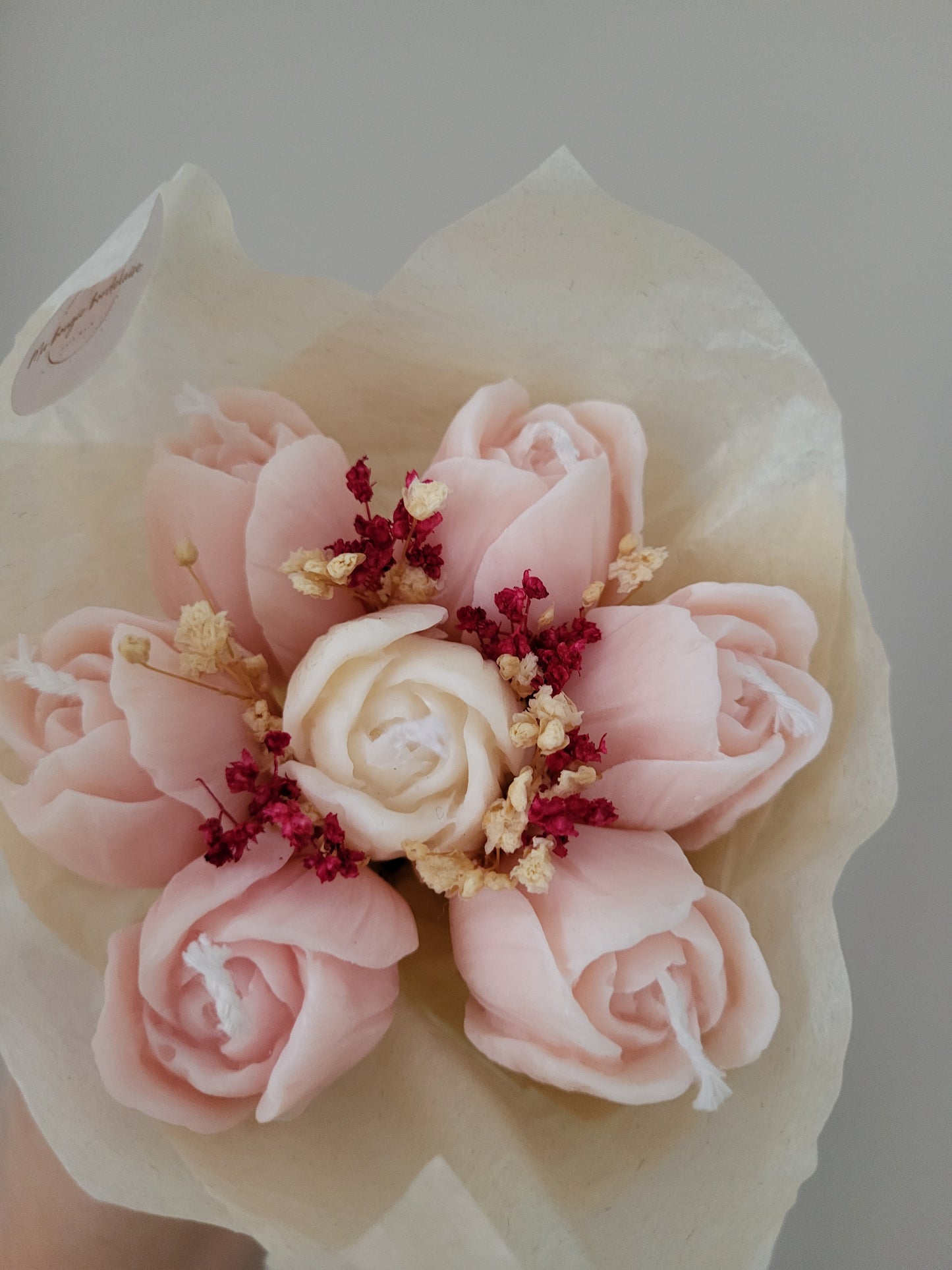 Bouquet de 7 tulipes en bougies - taille S (rose pâle-blanc)